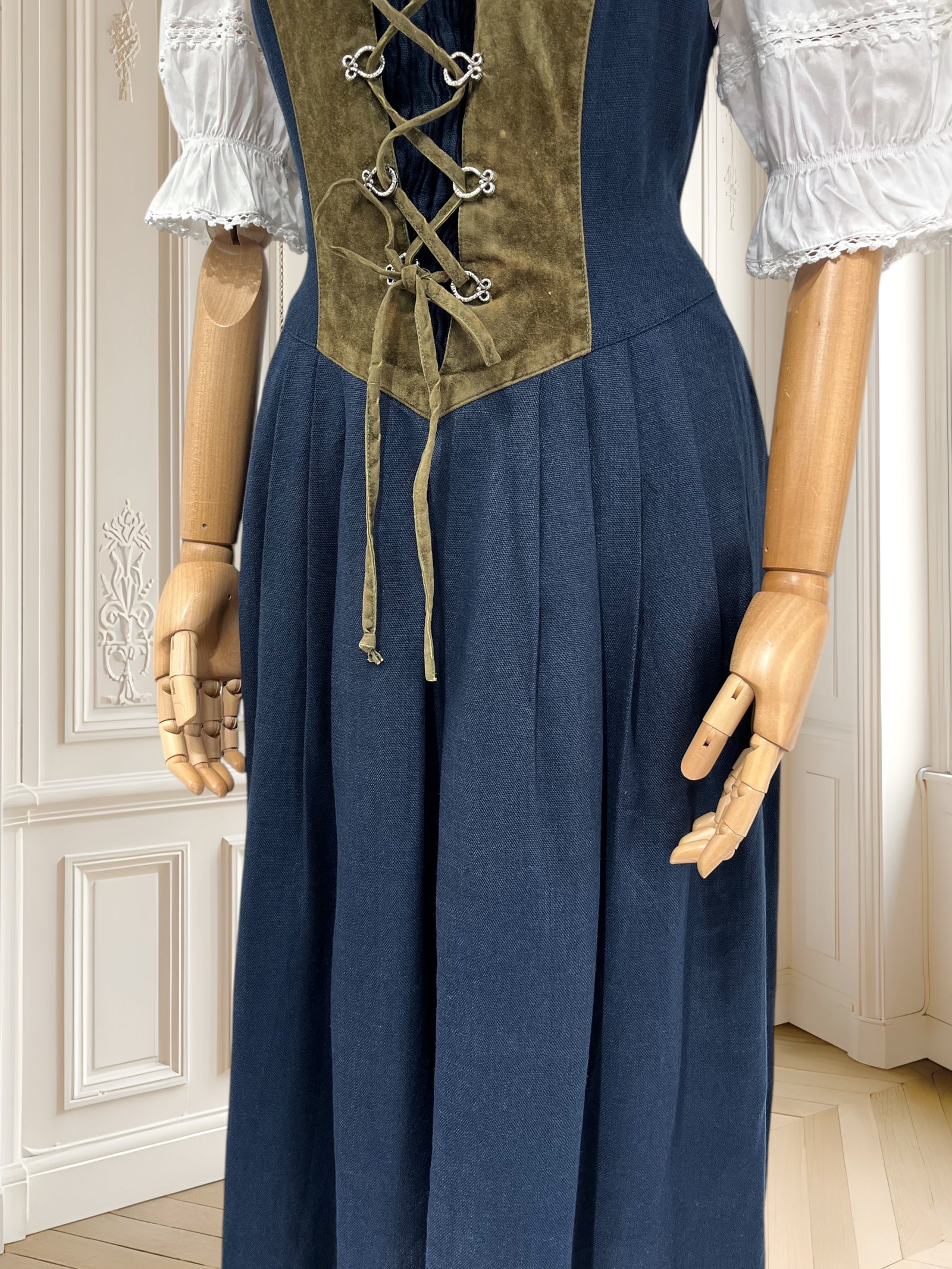 Rochie vintage din in mărimea M