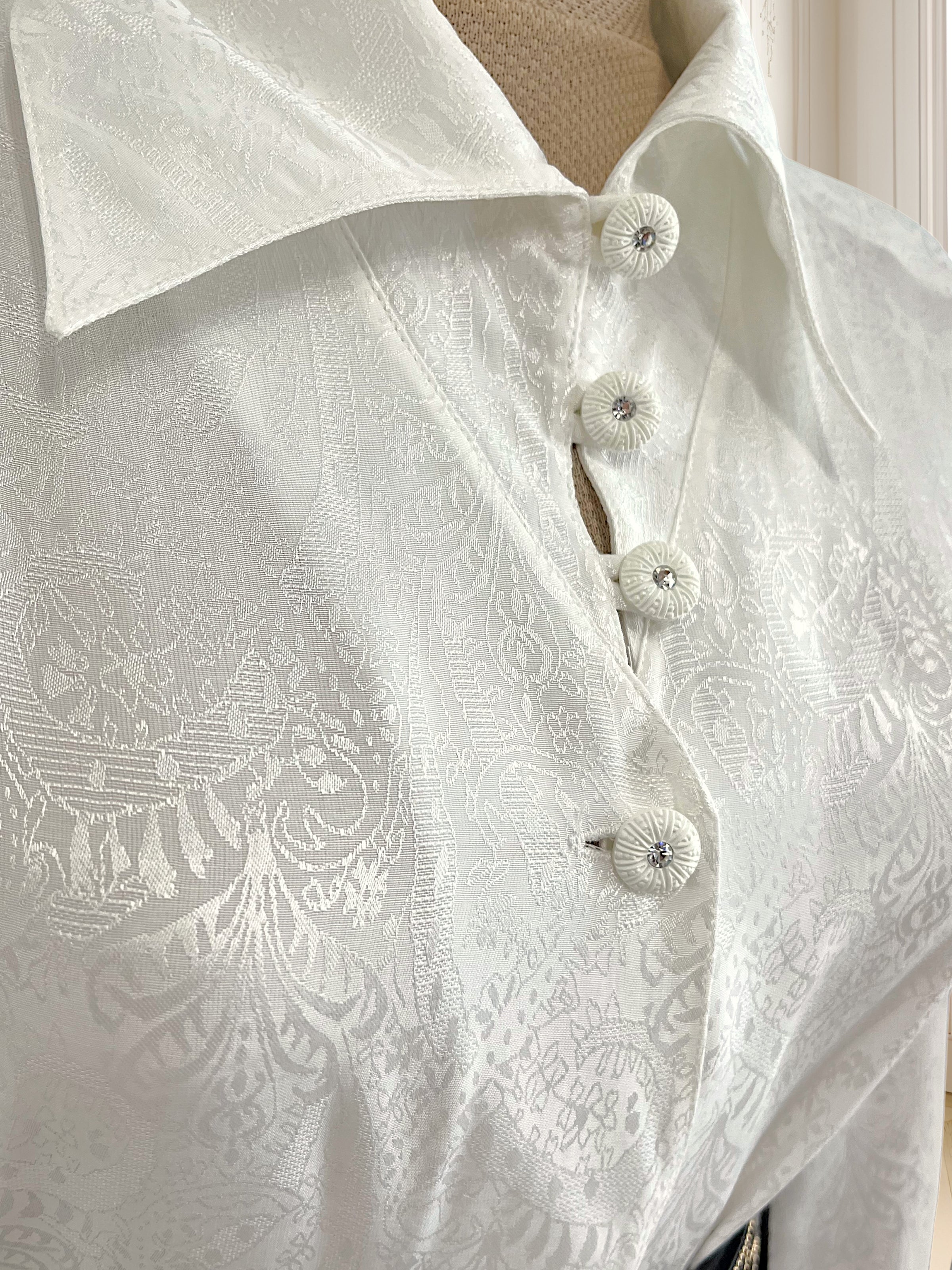 Cămașă albă din vâscoză potrivită pentru L/XL