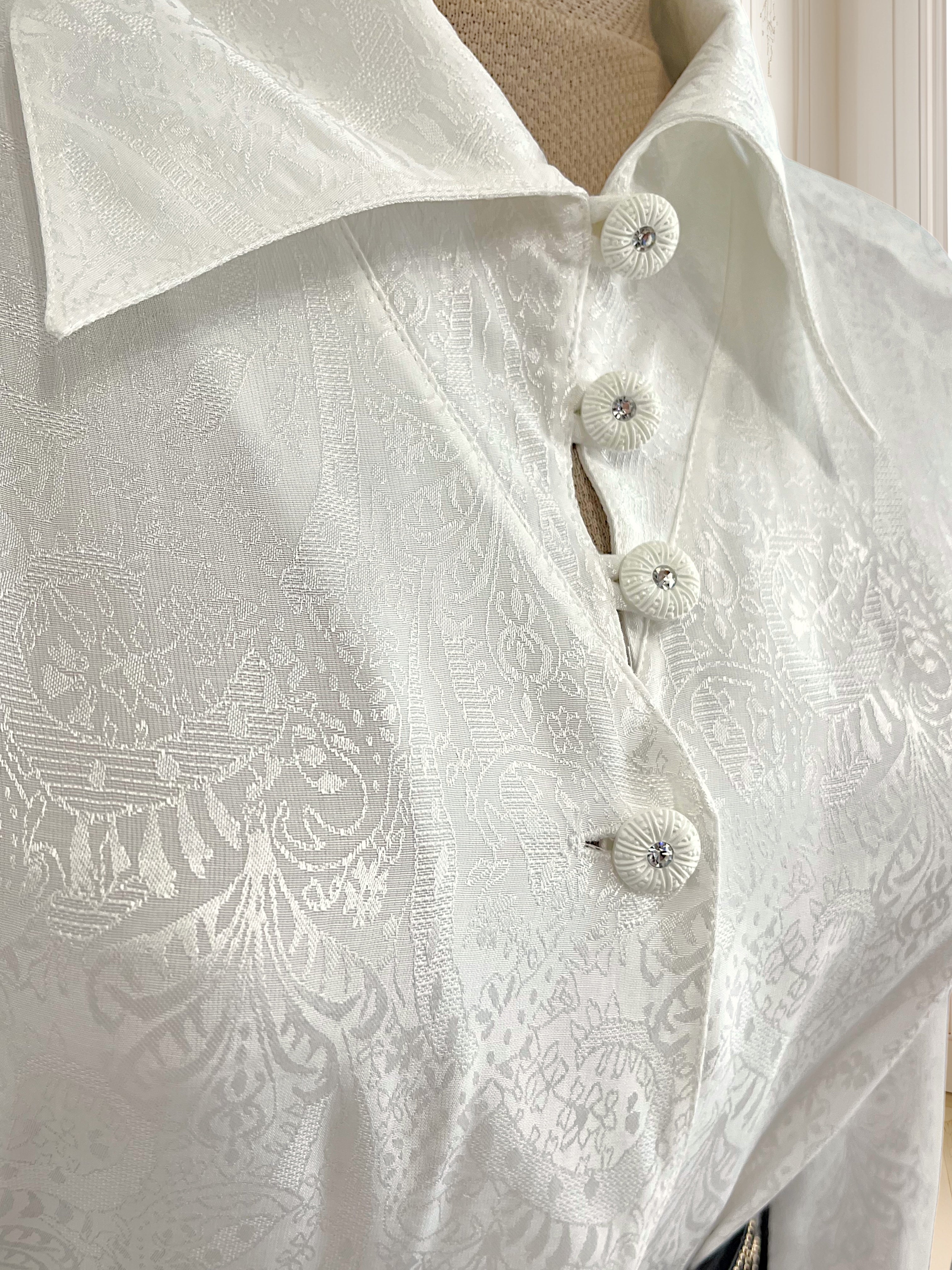 Cămașă albă din vâscoză potrivită pentru L/XL