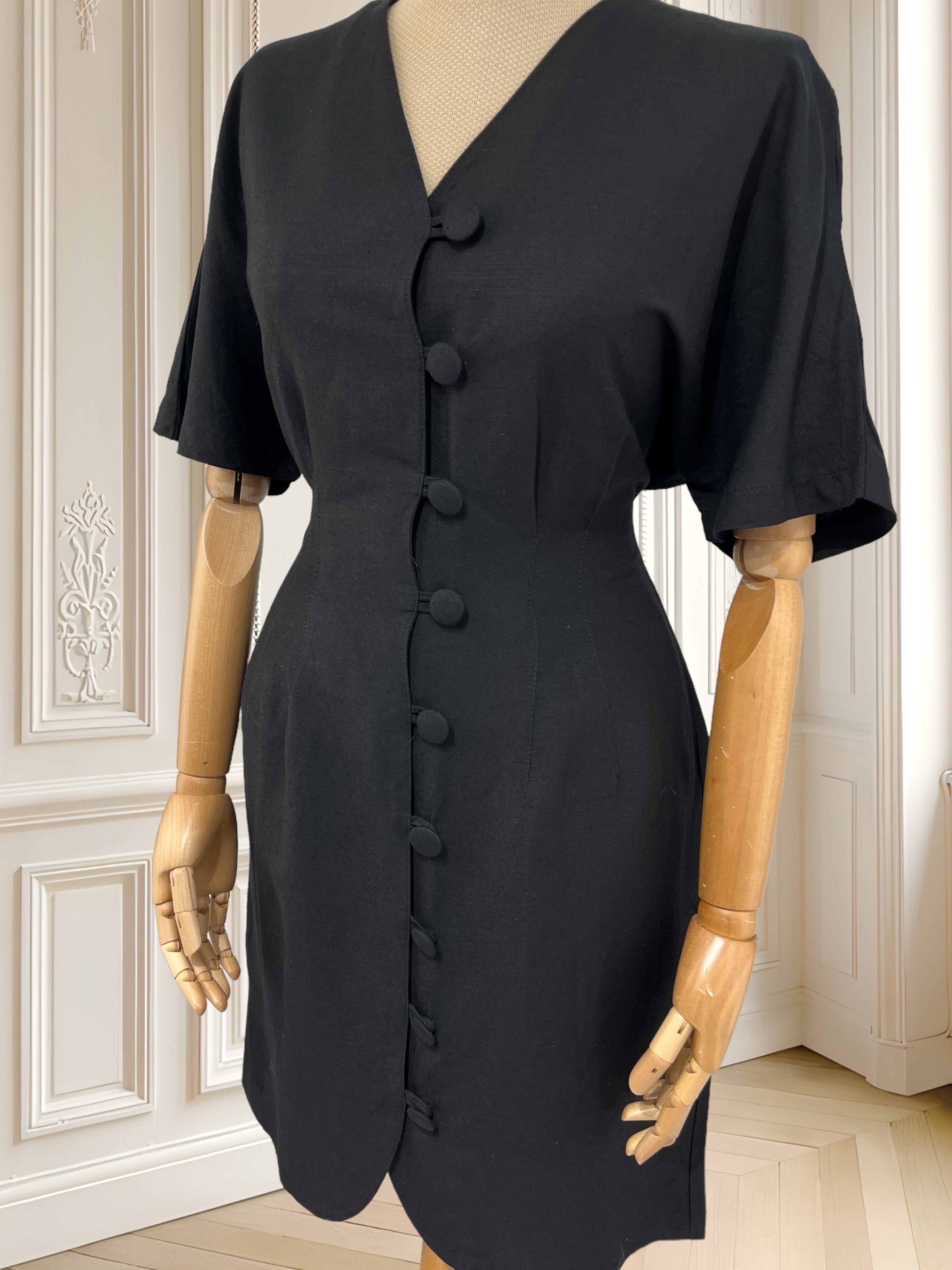 Rochie neagră din vâscoză și in mărimea M