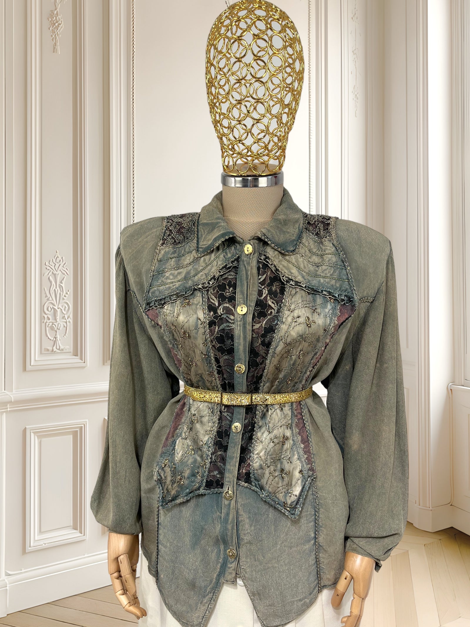 Cămașă vintage cu inserții de dantelă mărimea L