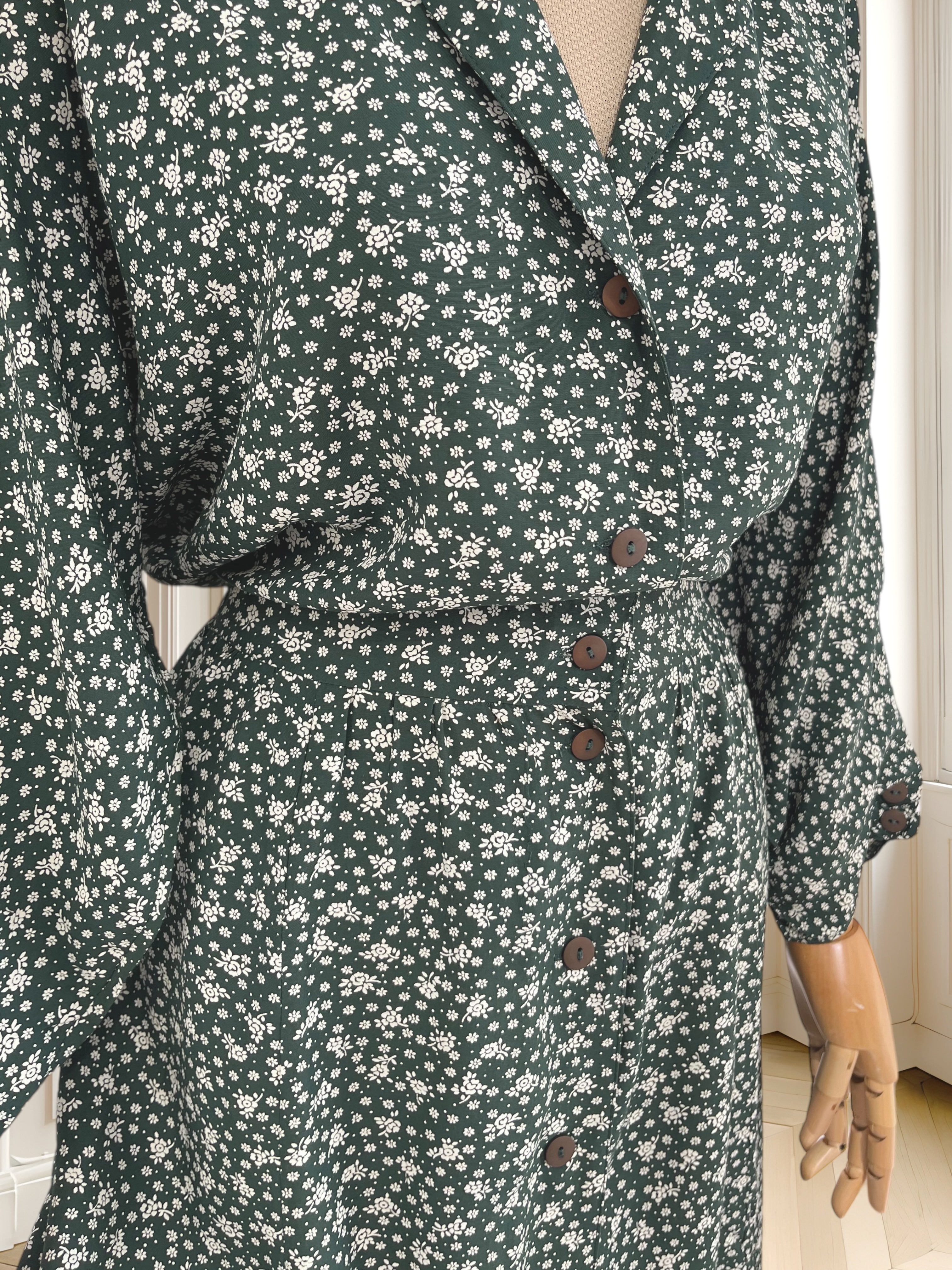 Rochie din vâscoză cu floricele mărimea M