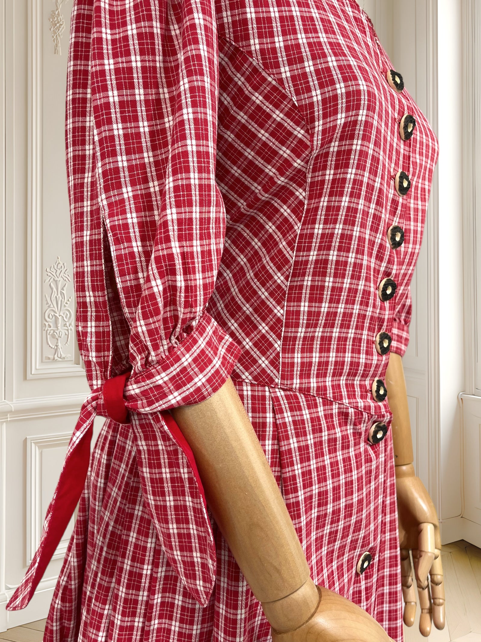 Rochie vintage în carouri mărimea M