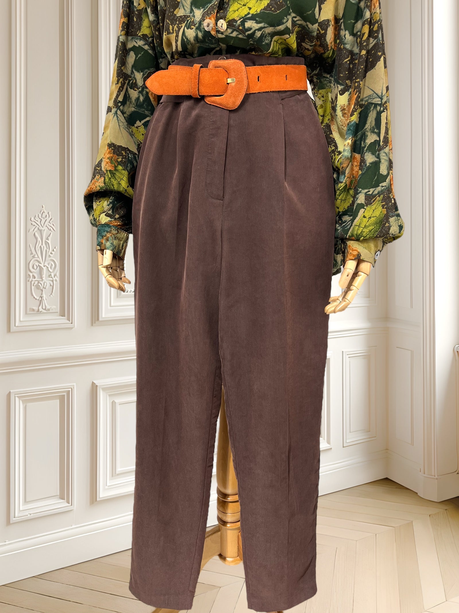 Pantaloni maronii mărimea S
