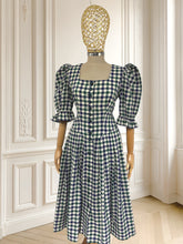 Încarcă imaginea în vizualizatorul Galerie, Rochie vintage din bumbac mărimea L
