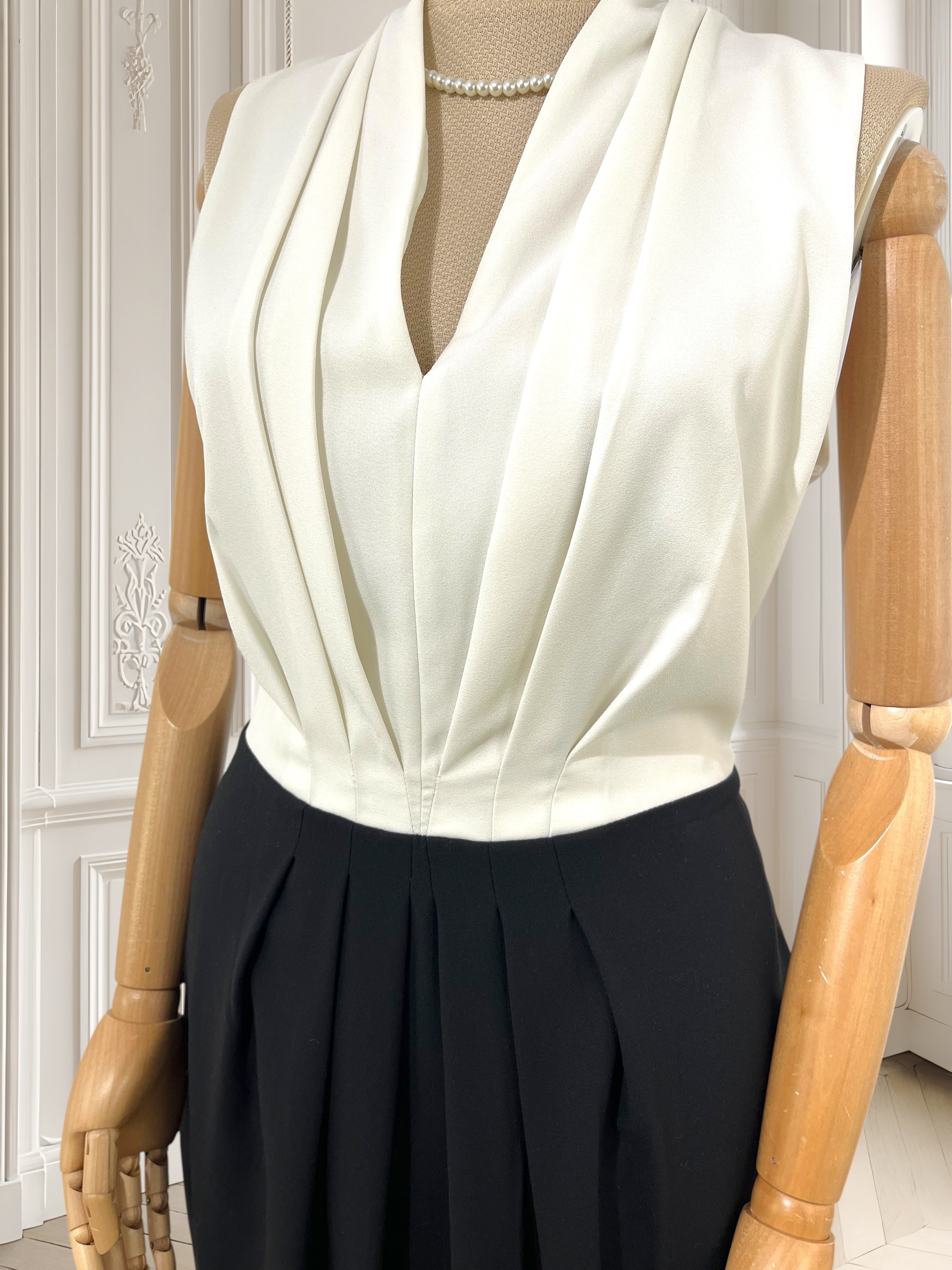 Rochie alb-negru mărimea M