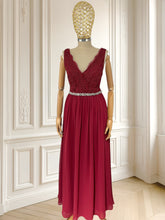 Încarcă imaginea în vizualizatorul Galerie, Rochie de seară cu talie accentuată mărimea S
