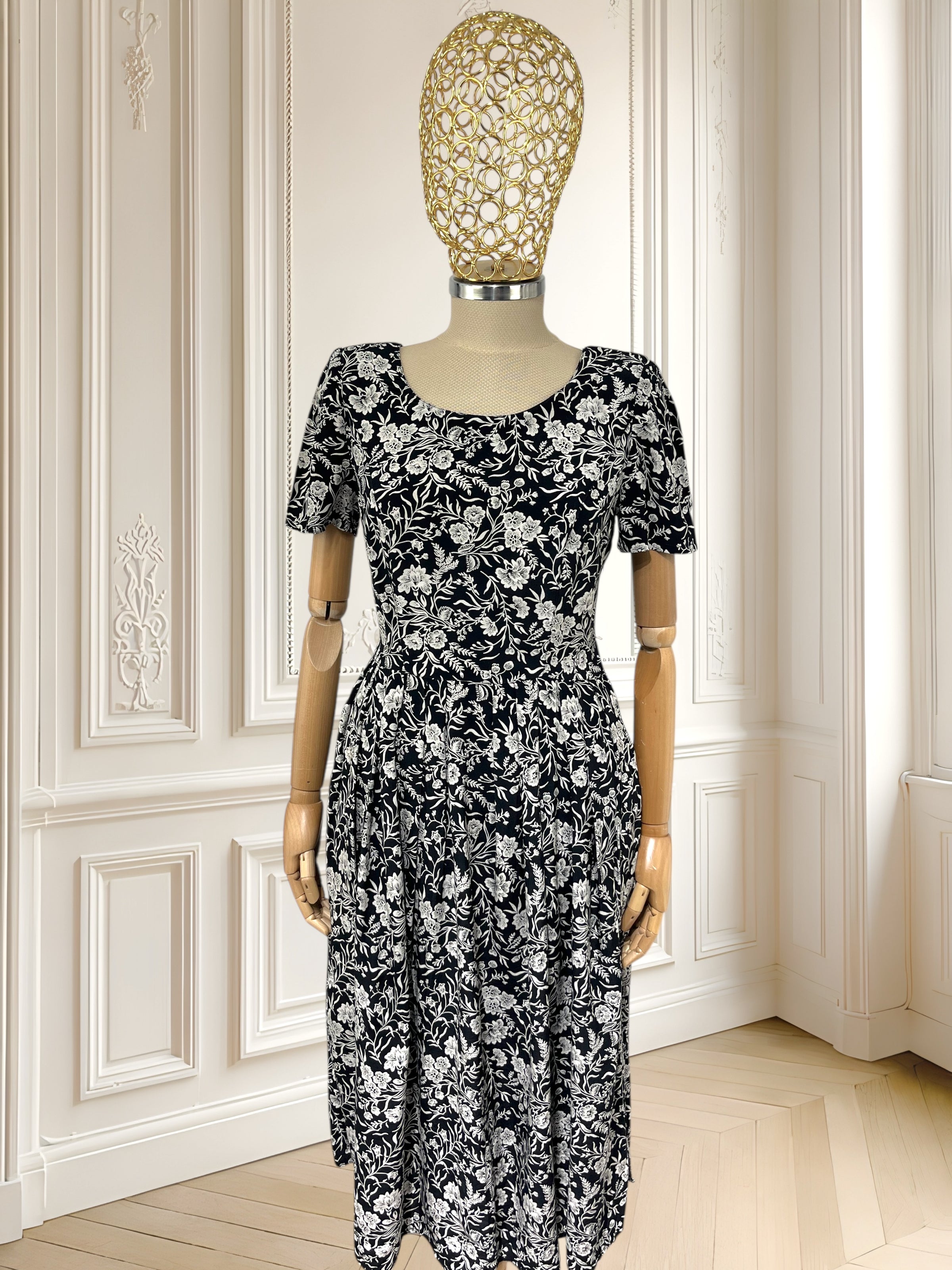Rochie vintage din vâscoză potrivită pentru S/M