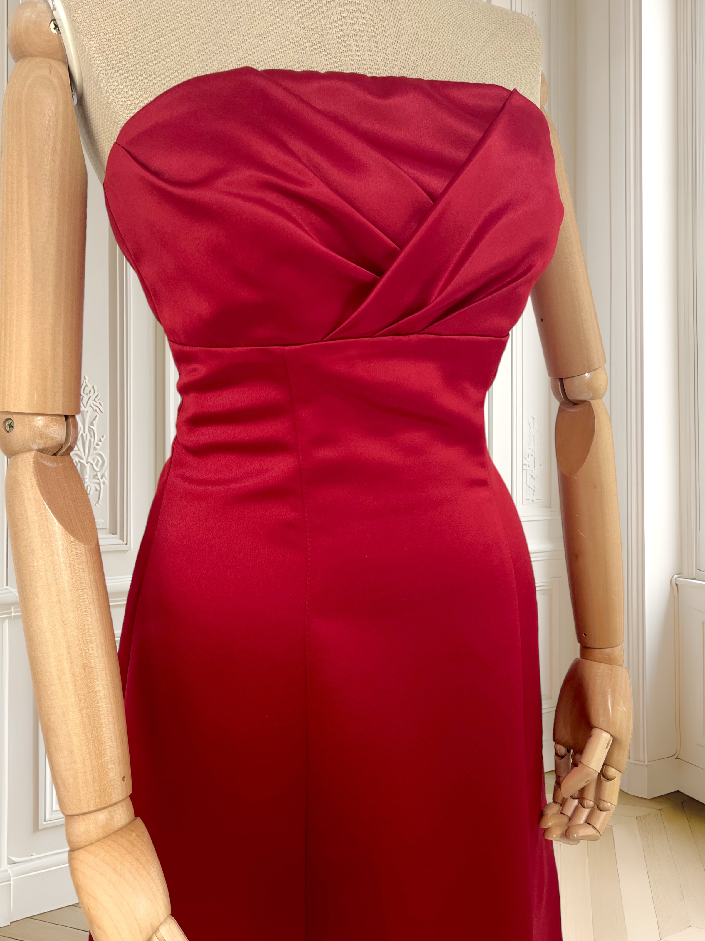 Rochie satinată de gală mărimea S