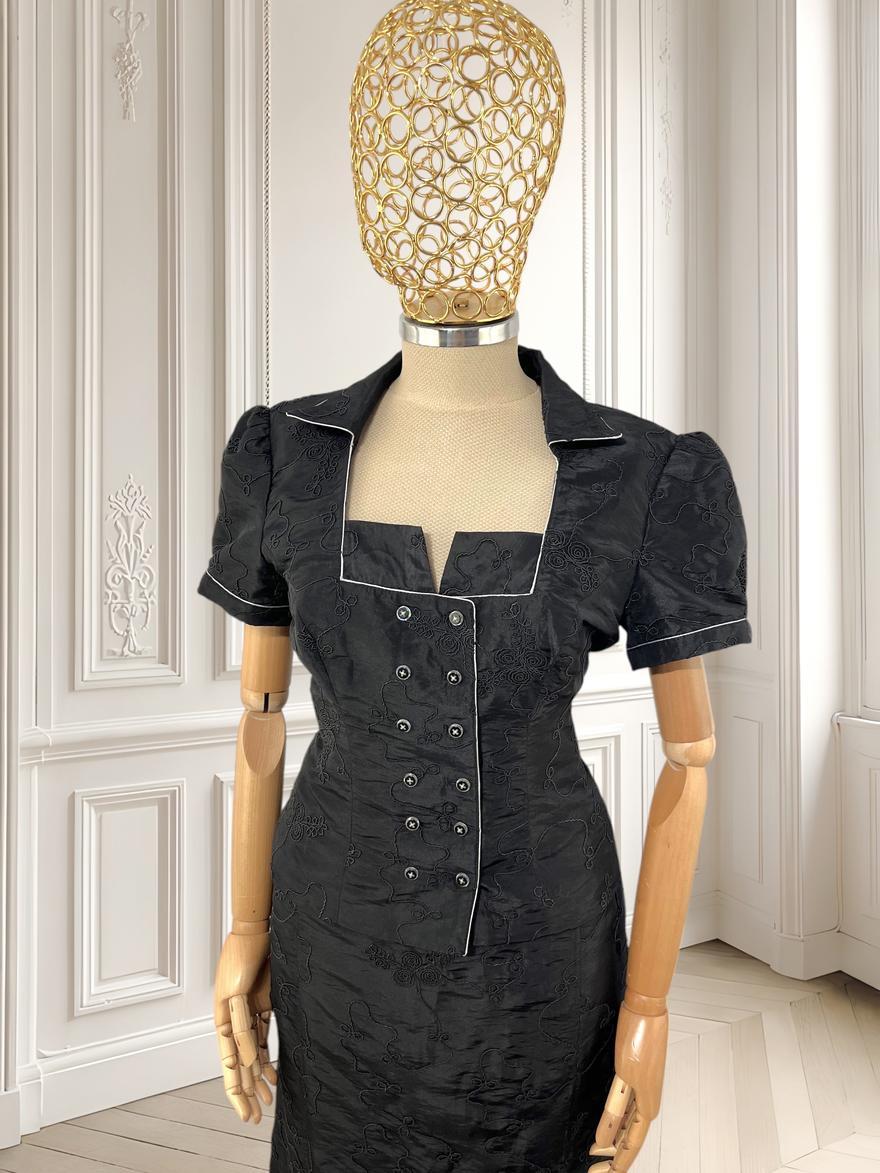 Compleu vintage cu efect perlat mărimea M