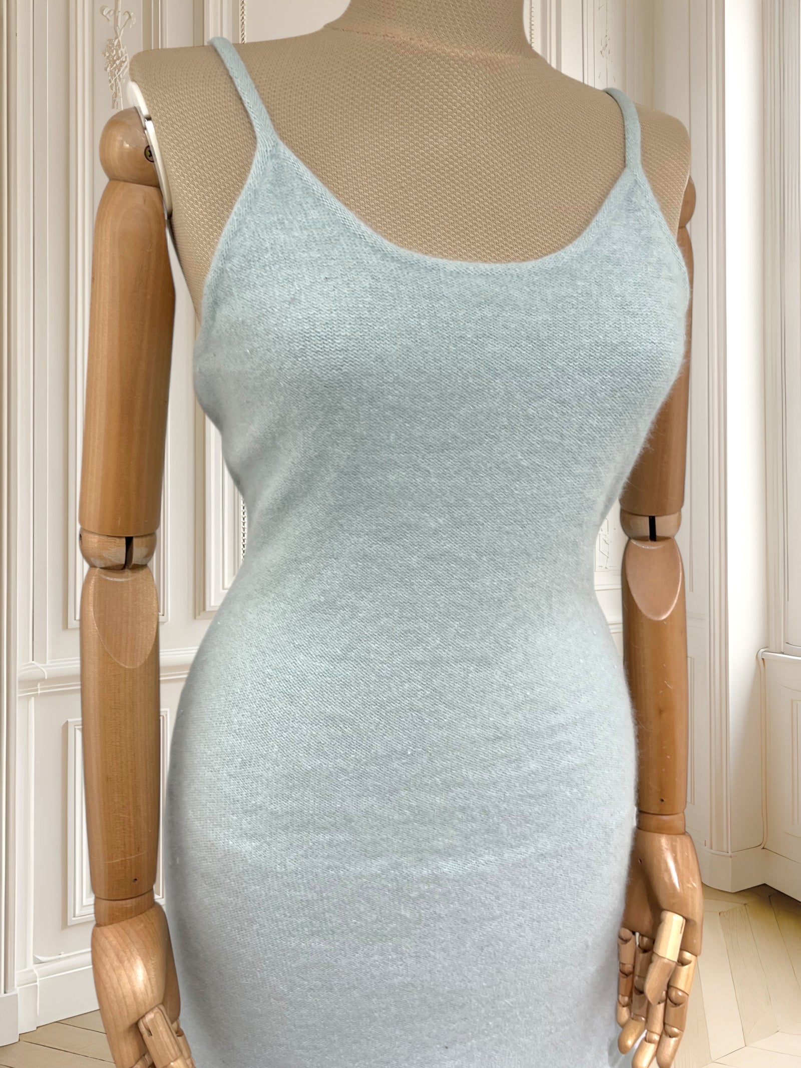 Rochie din angora potrivită pentru S/M