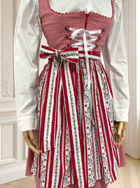 Rochie bavareză mărimea XS