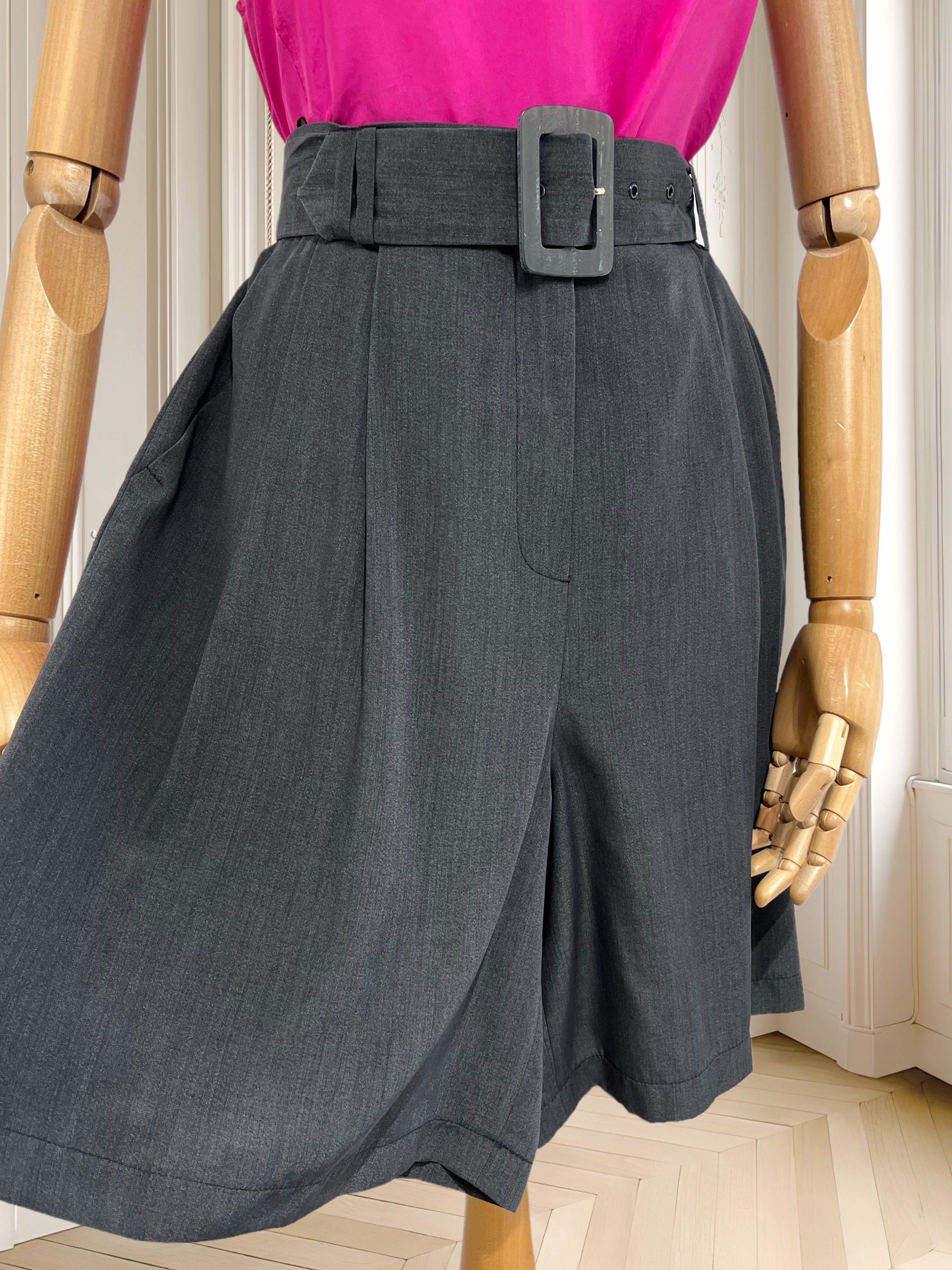Pantaloni scurți Betty Barclay mărimea M