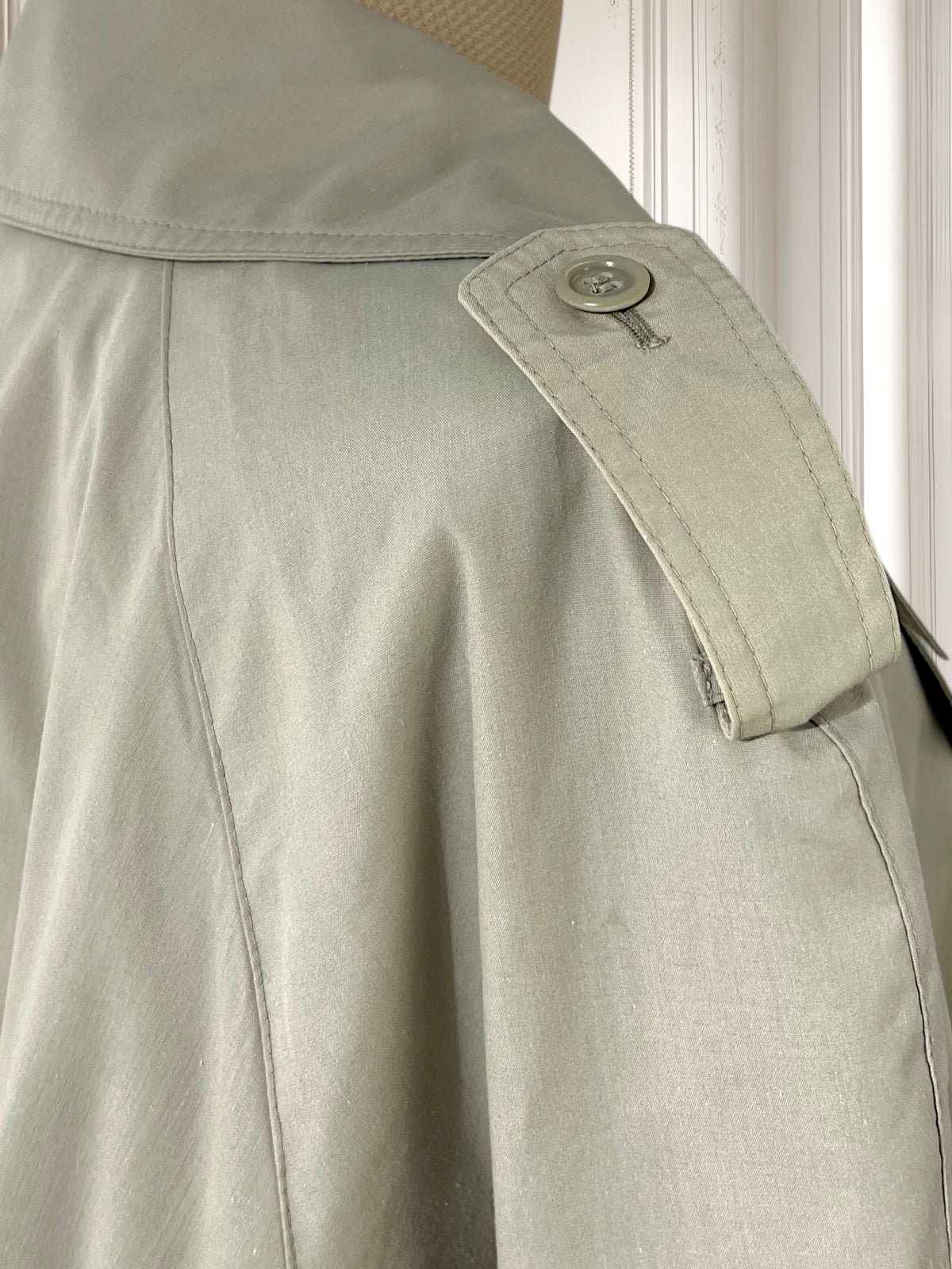Trench coat vintage mărimea XL