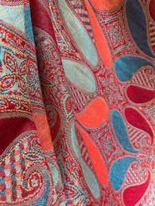 Șal din vâscoză cu print paisley