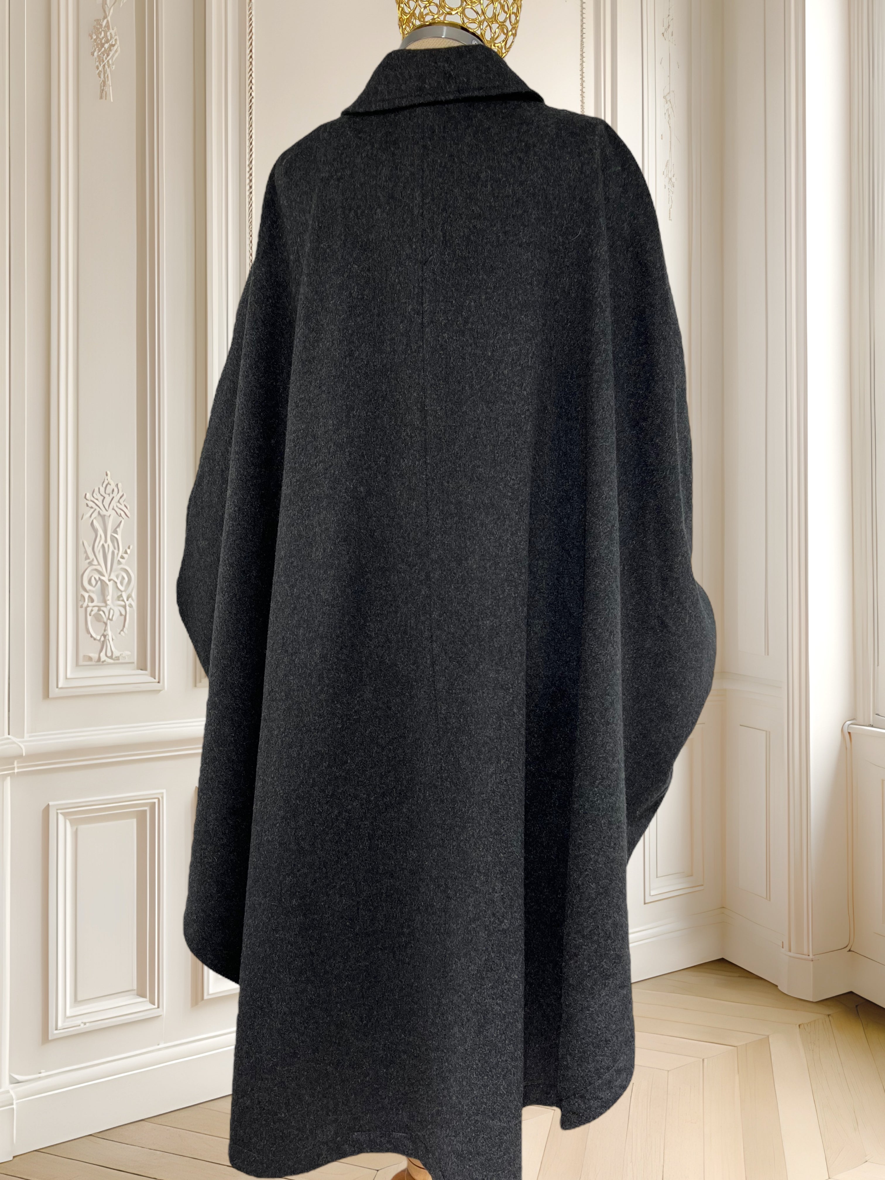 Capă vintage din lână pură și alpaca potrivită pentru XL/XXL