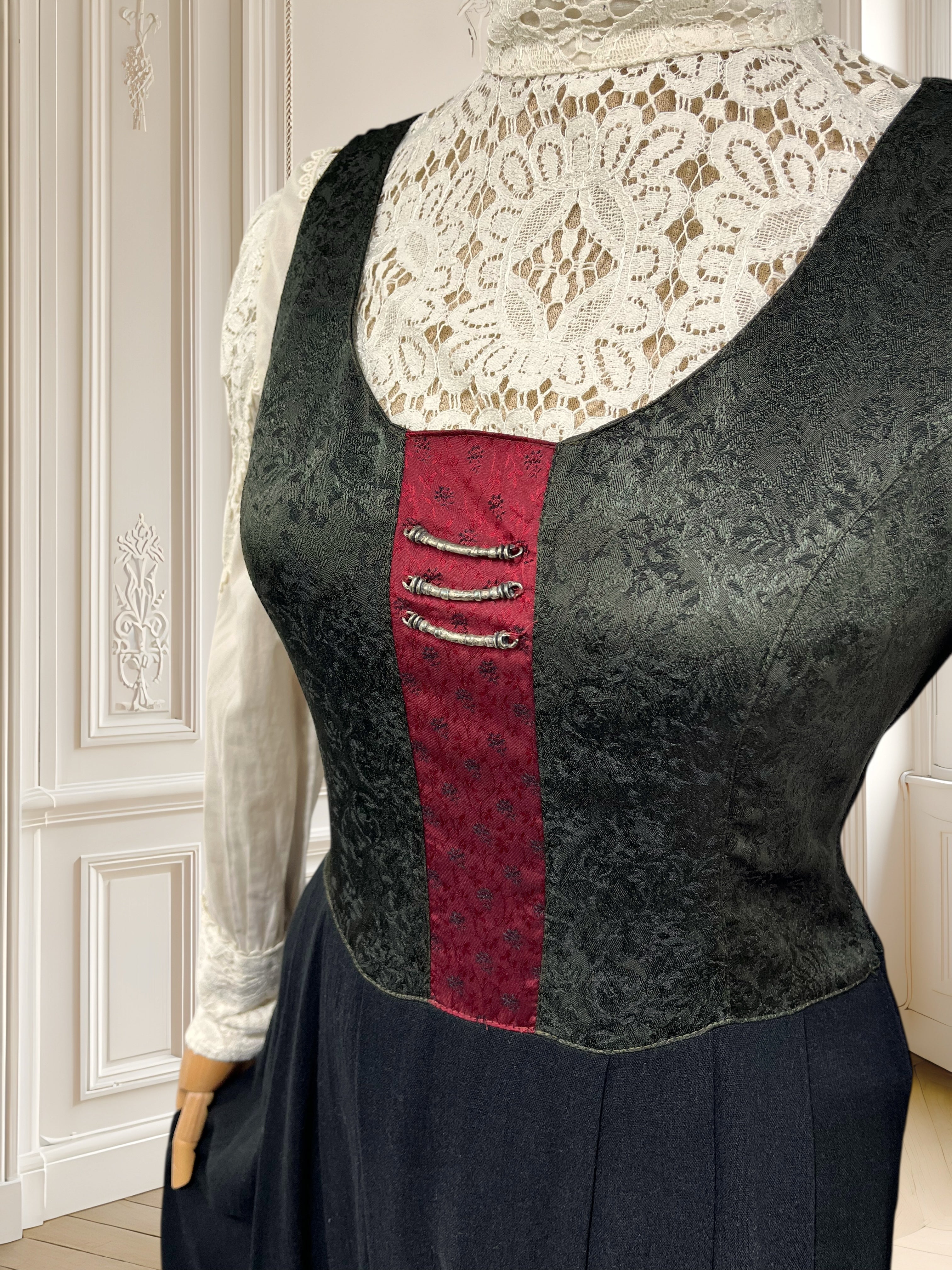 Rochie vintage din amestec de vâscoză mărimea M
