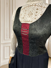 Încarcă imaginea în vizualizatorul Galerie, Rochie vintage din amestec de vâscoză mărimea M
