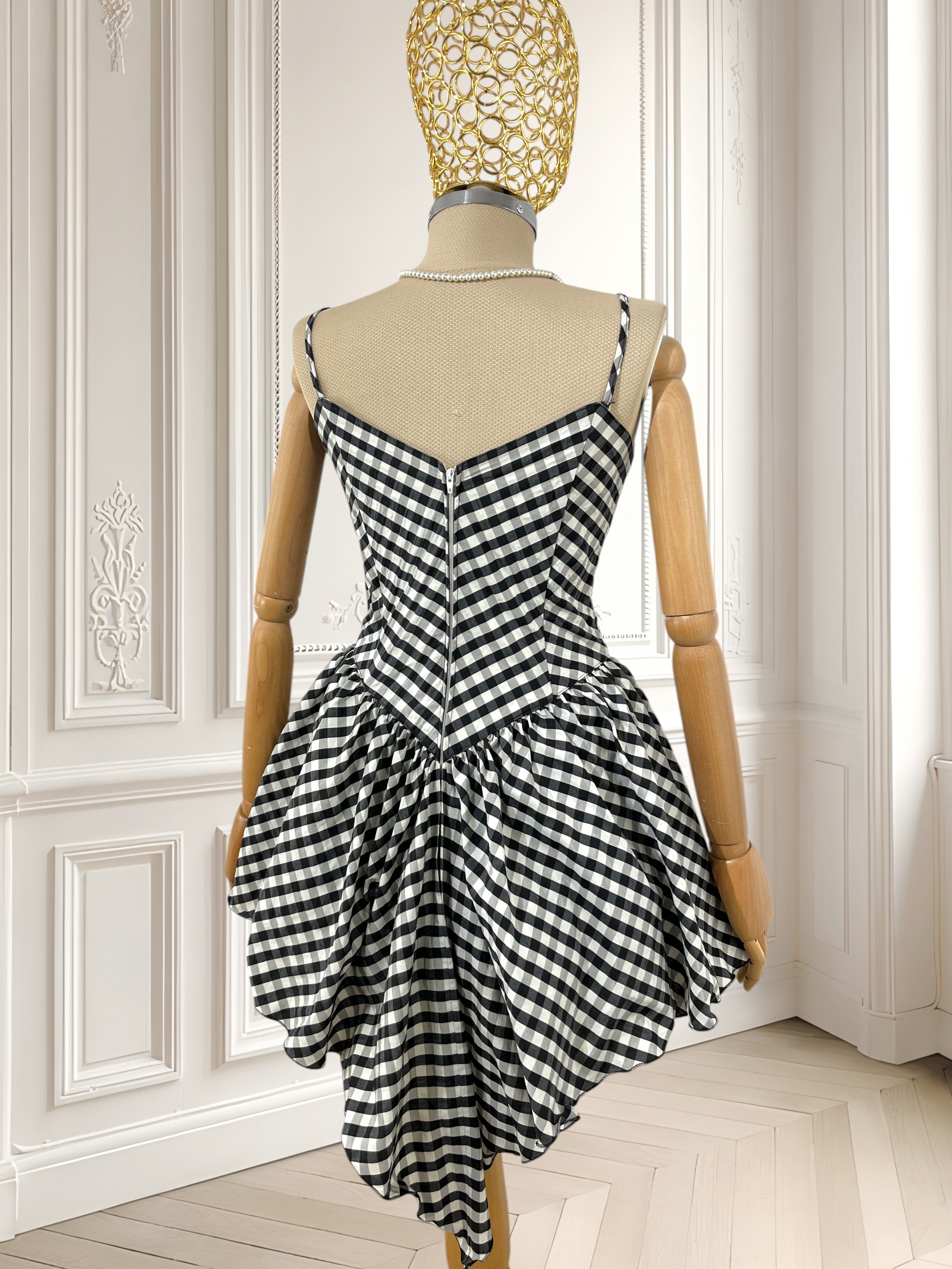 Rochie vintage lucrată manual mărimea S
