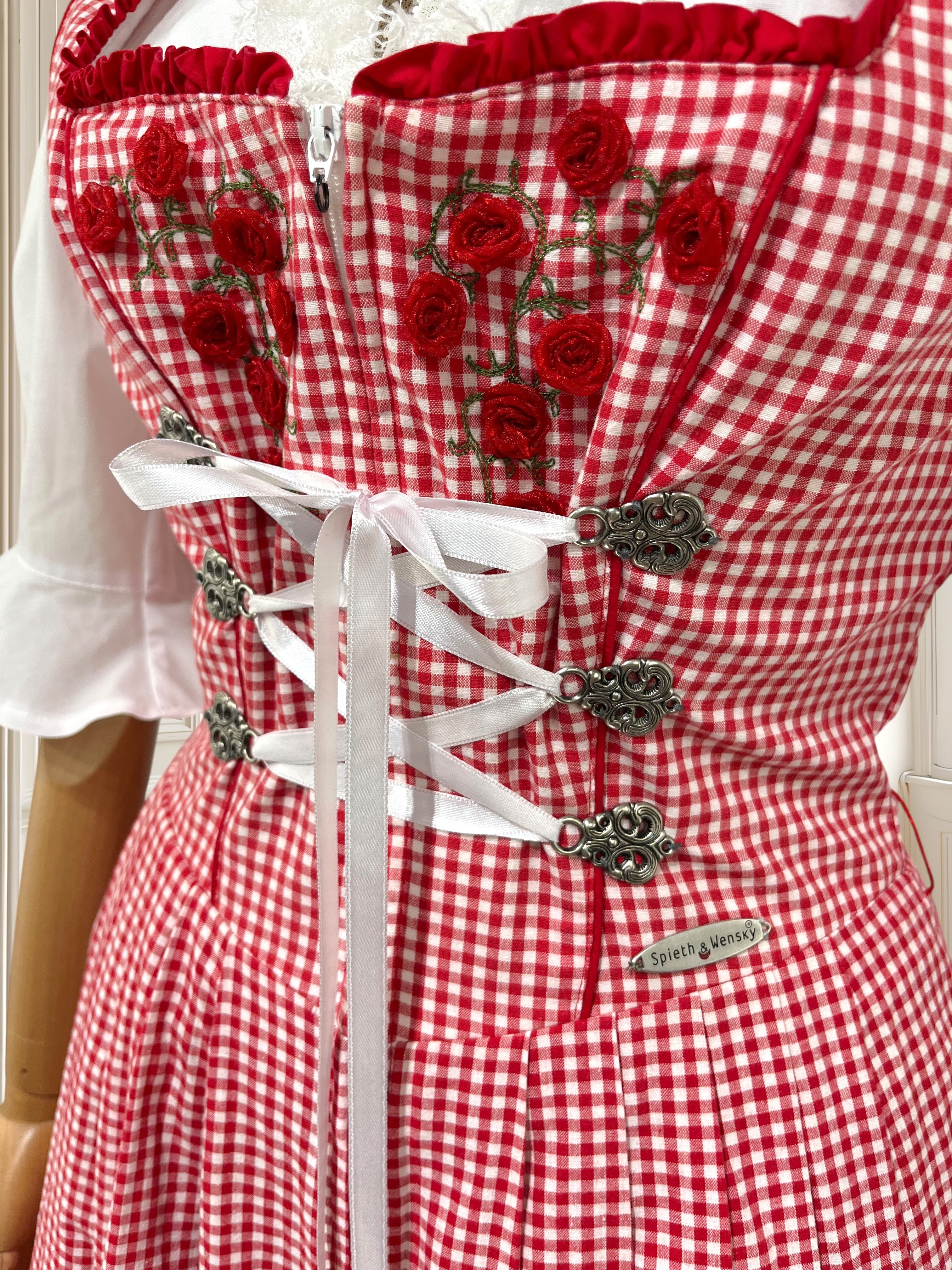 Rochie bavareză cu top alb mărimea S