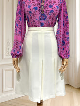 Încarcă imaginea în vizualizatorul Galerie, Fustă plisată albă mărimea M
