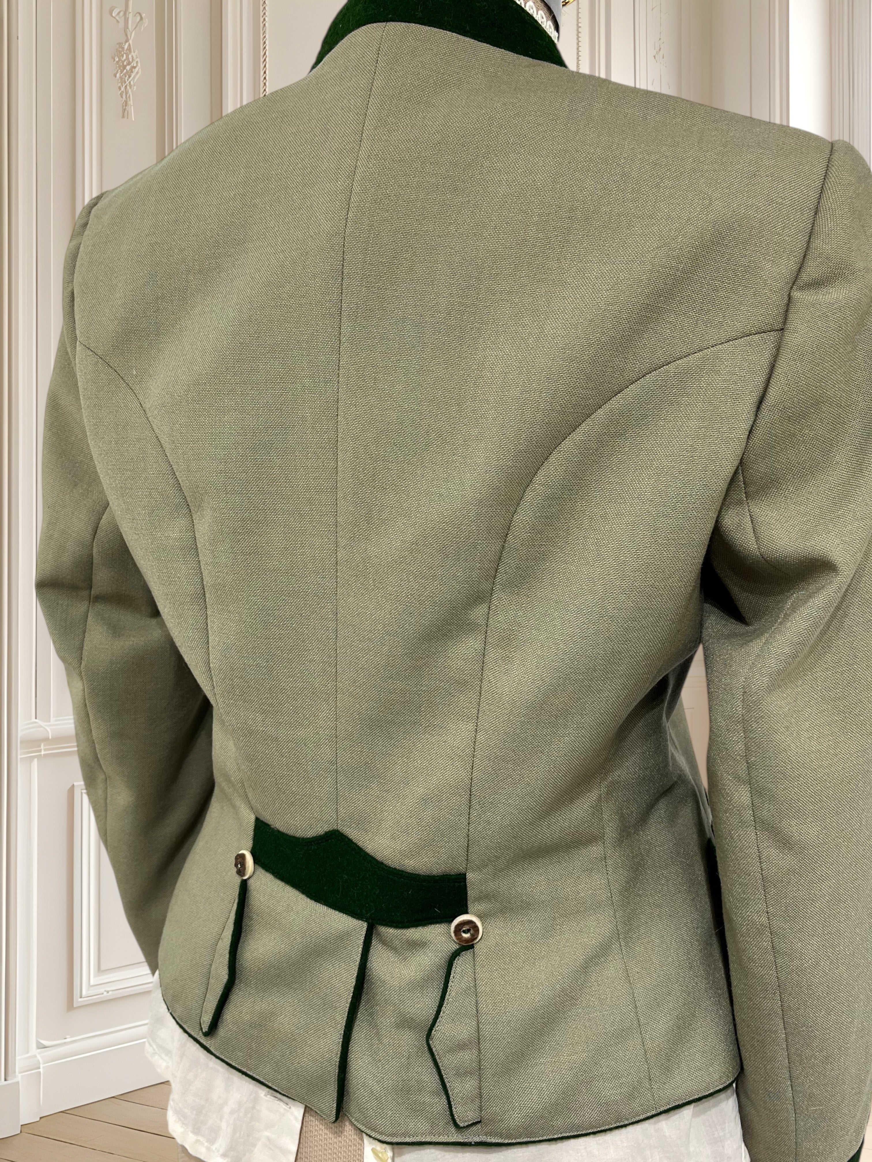 Sacou vintage olive potrivit pentru S/M