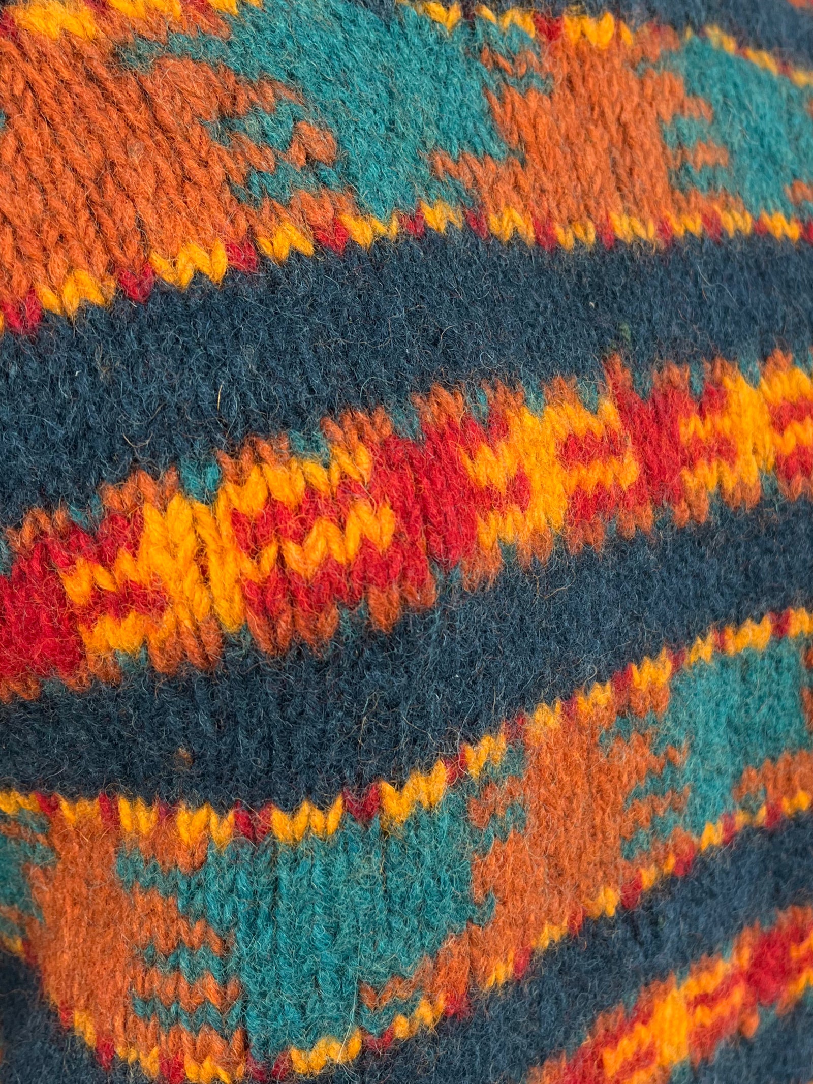 Pulover vintage din lână mărimea M