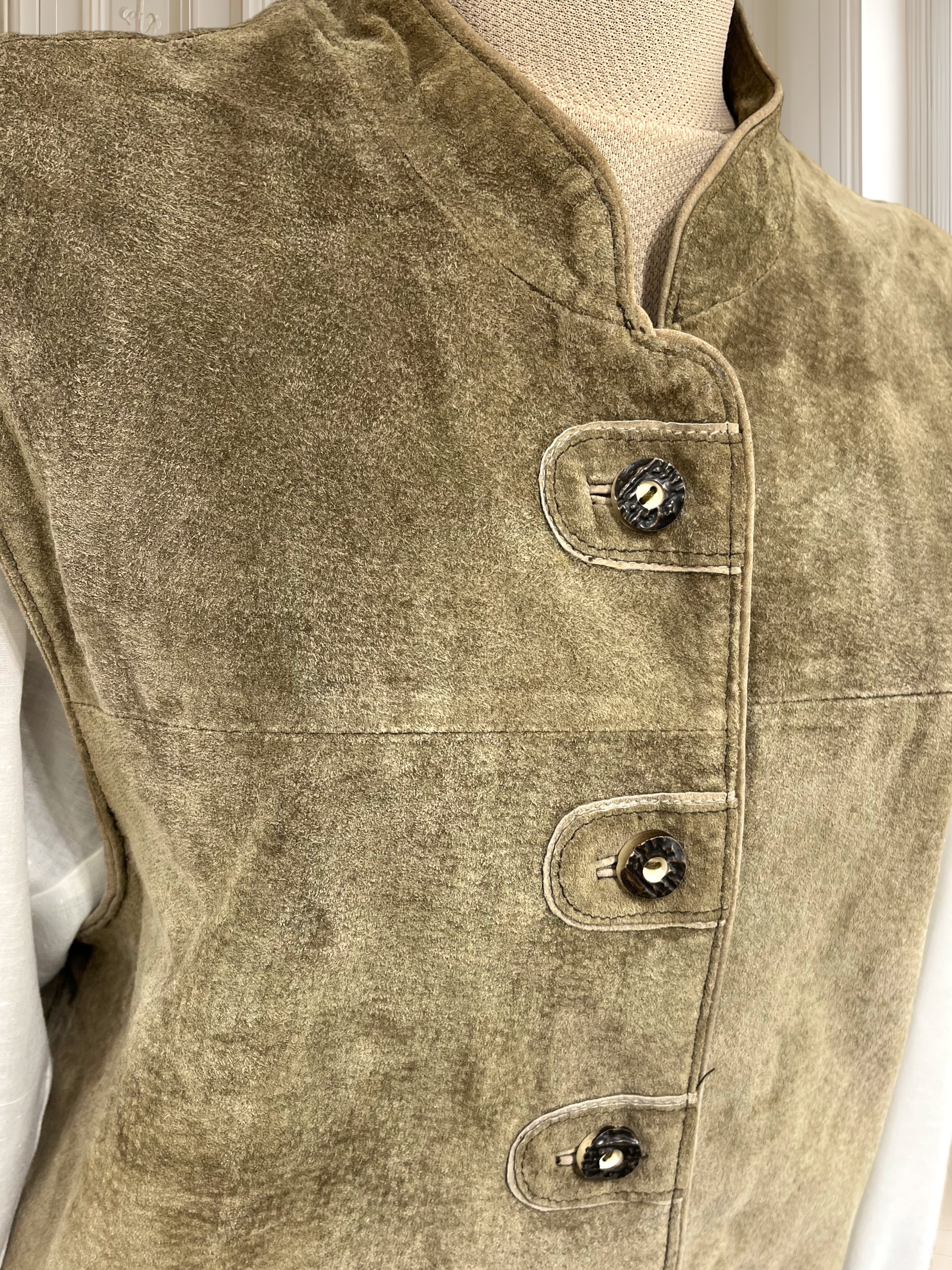Vestă vintage din piele naturală mărimea L