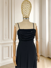 Încarcă imaginea în vizualizatorul Galerie, Rochie neagră din voal mărimea M
