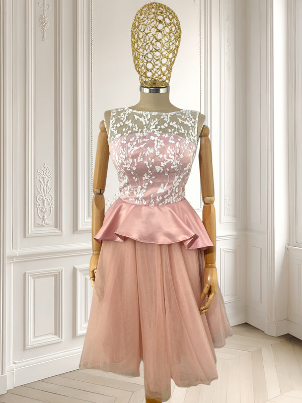 Rochie elegantă cu spatele gol mărimea S