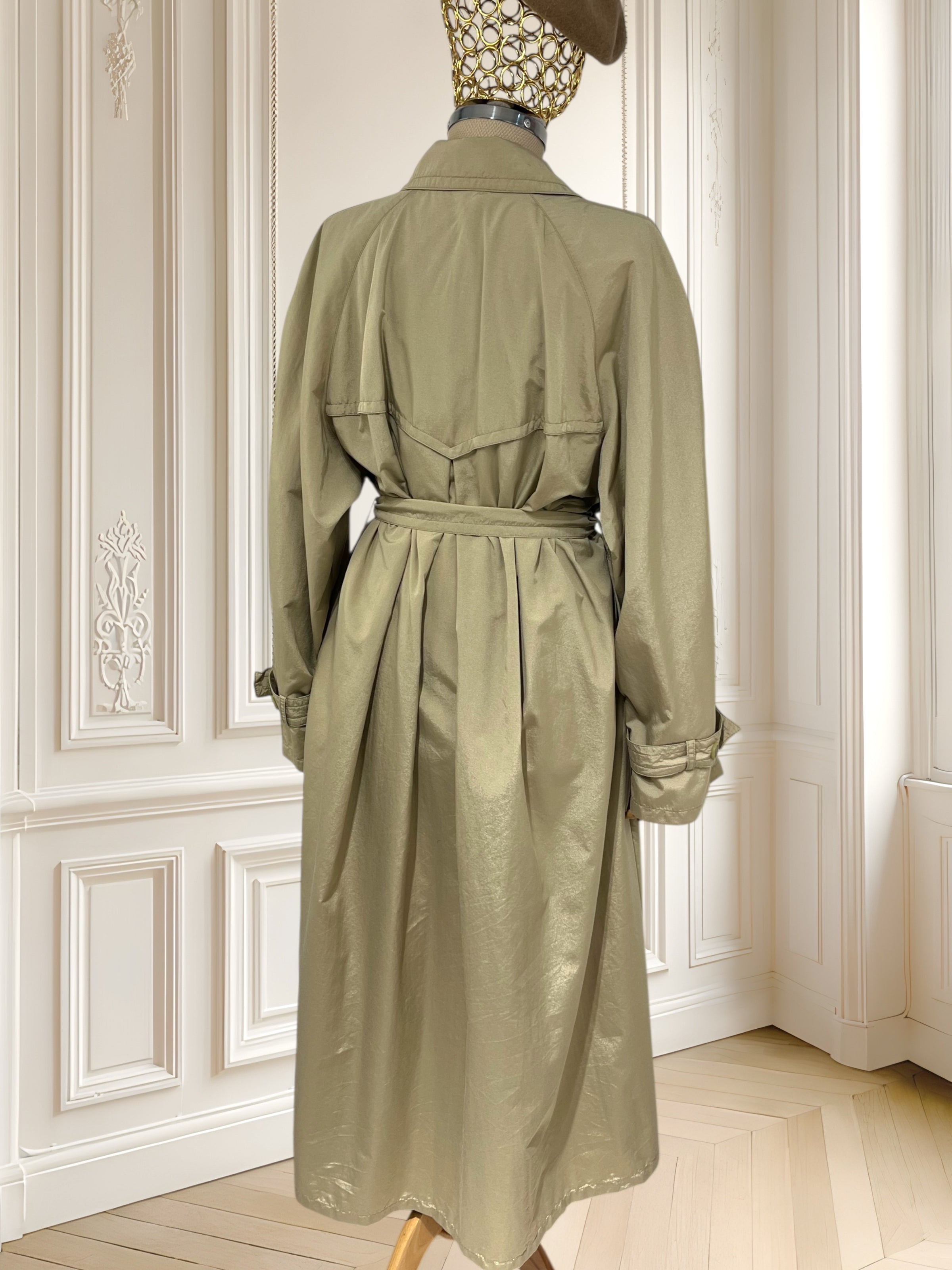 Trench coat vintage cu croi evazat mărimea L