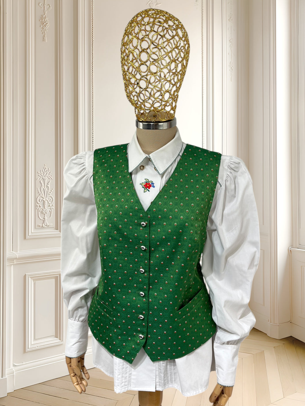 Vestă vintage cu nasturi metalici mărimea M