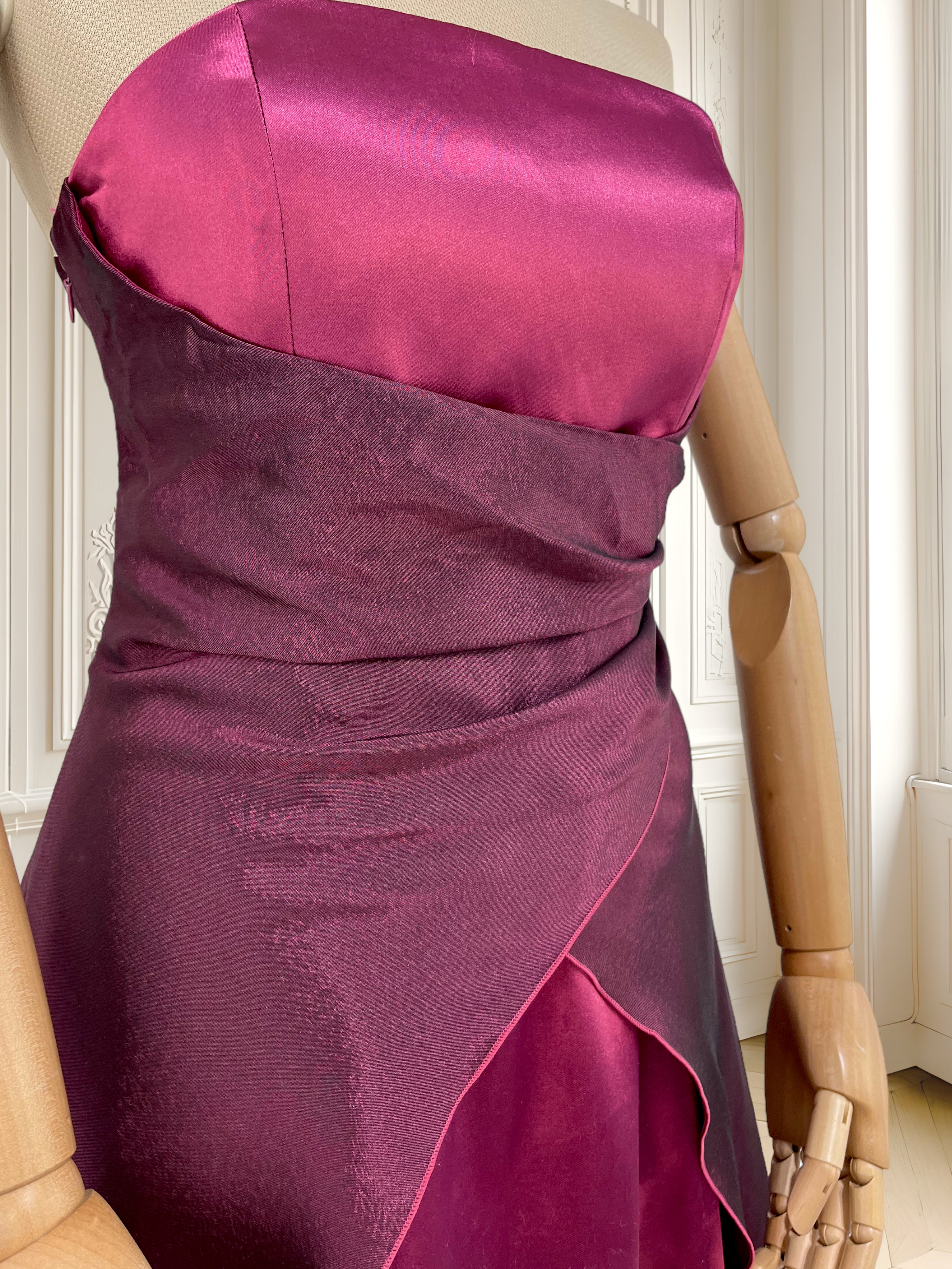 Rochie satinată cu corset mărimea S