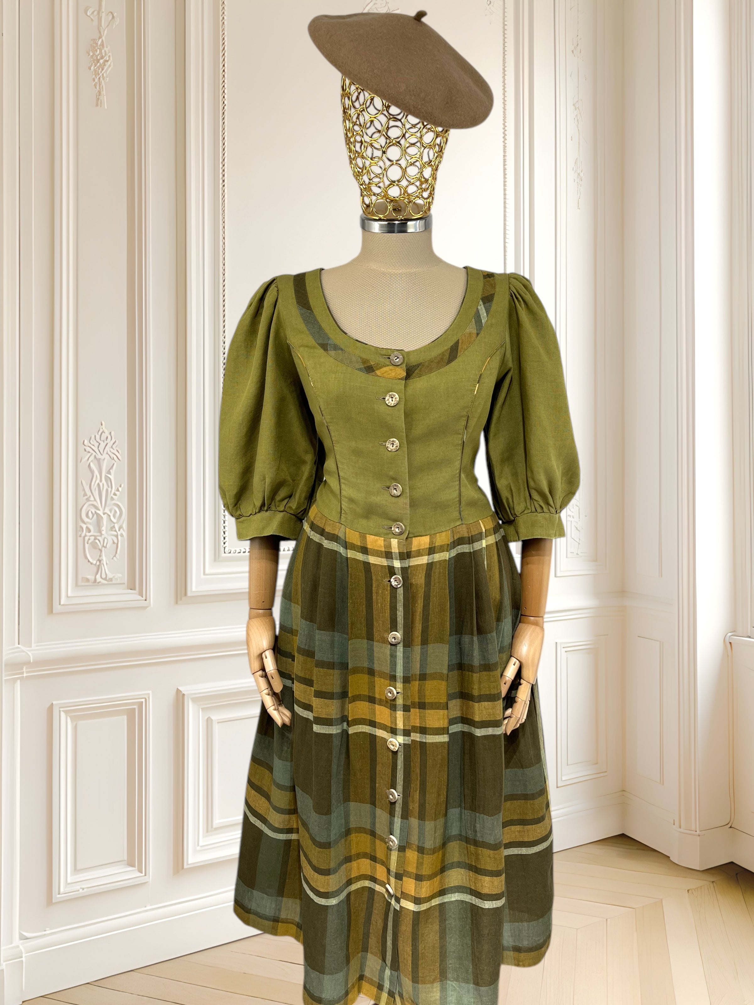 Rochie vintage din vâscoză și in mărimea M