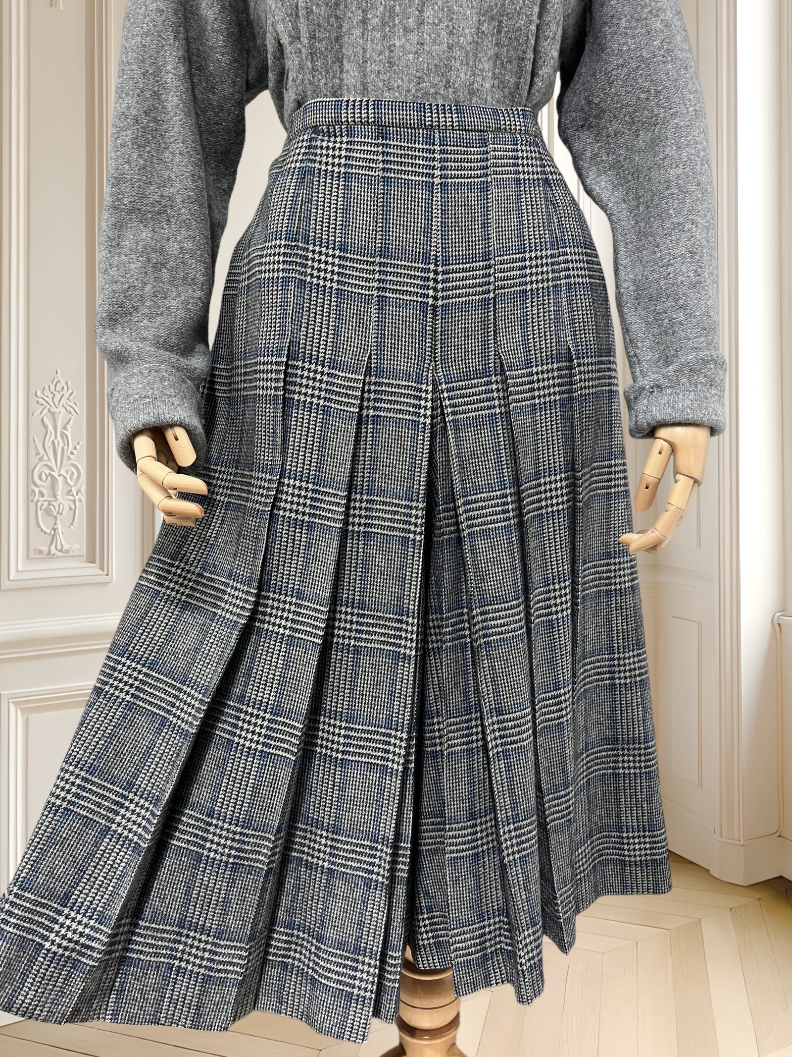 Fustă pantalon din lână mărimea M