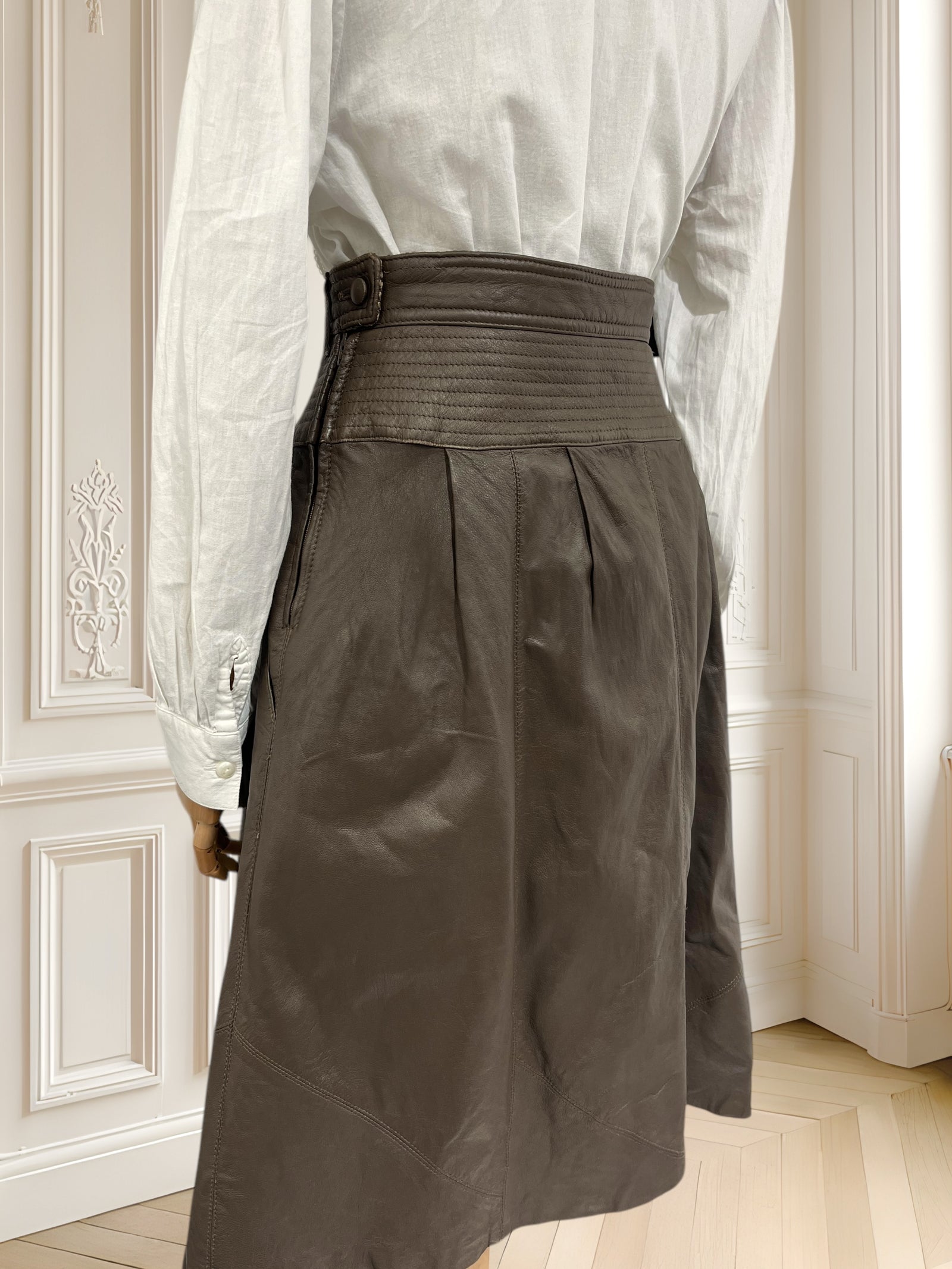 Fustă vintage din piele naturală mărimea M