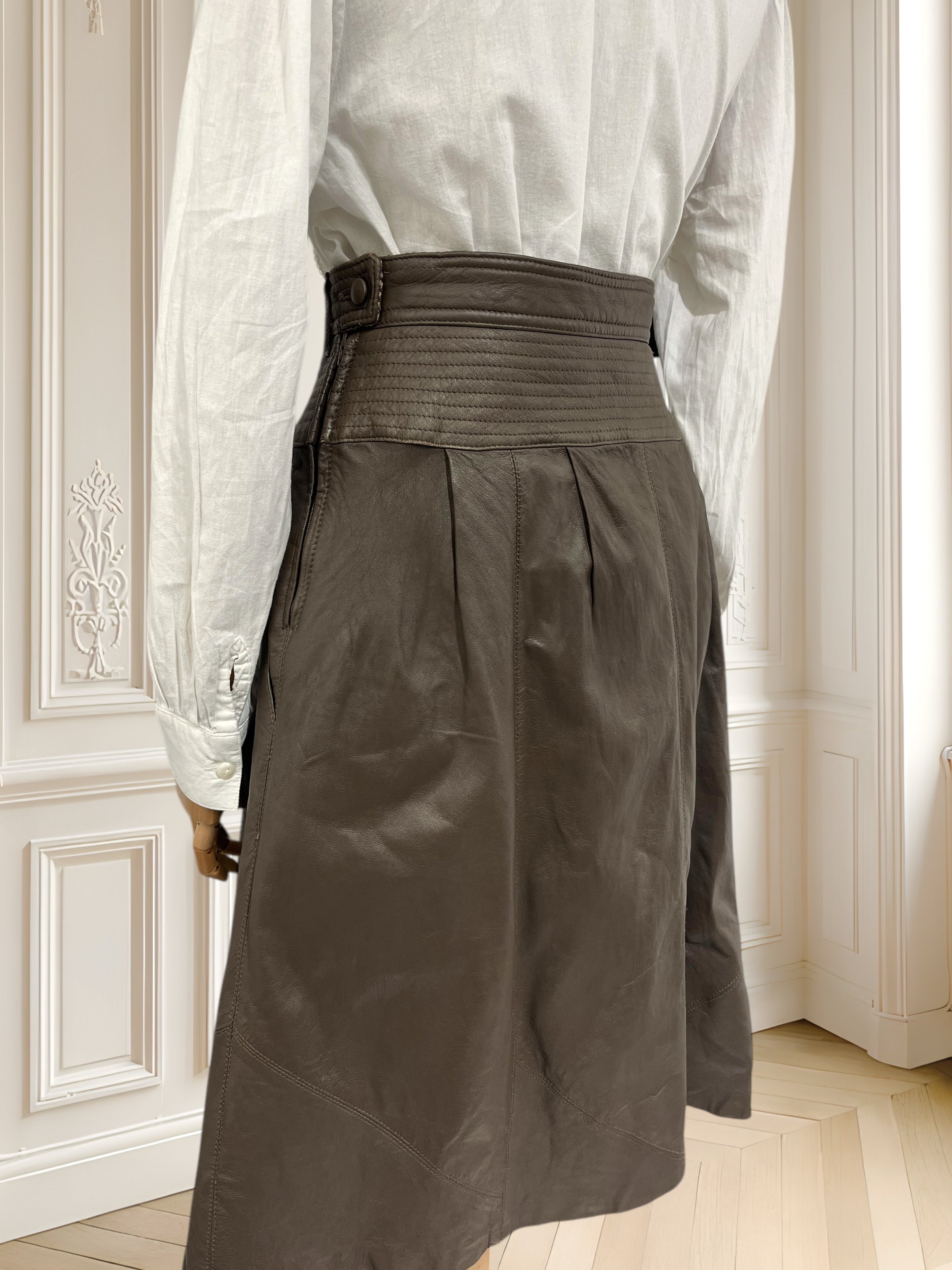 Fustă vintage din piele naturală mărimea M