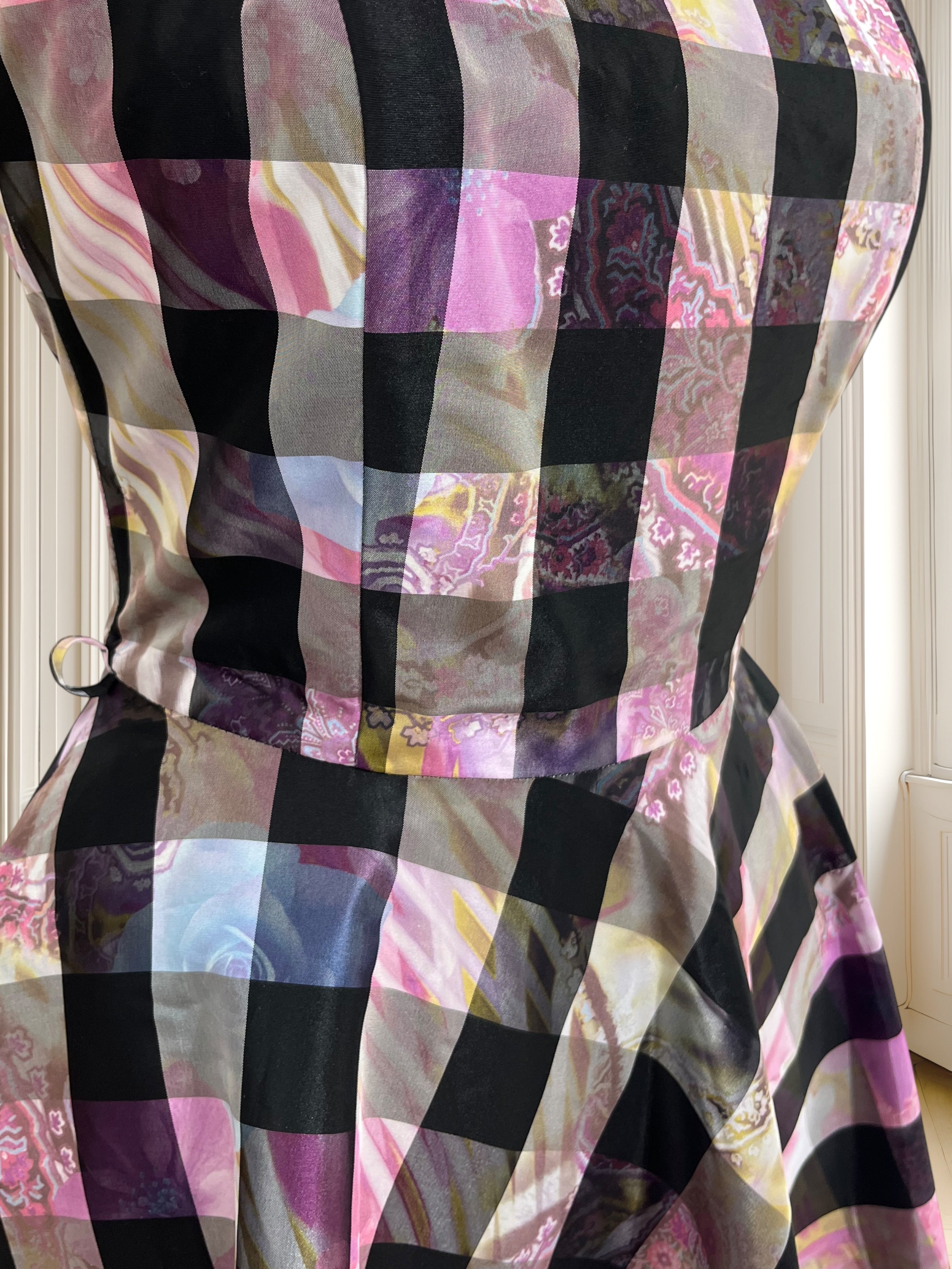Rochie vintage în carouri mărimea S