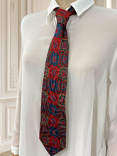 Încarcă imaginea în vizualizatorul Galerie, Cravată italienească din mătase naturală
