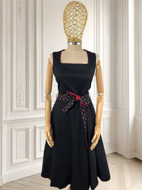 Rochie vintage cu talie accentuată mărimea M