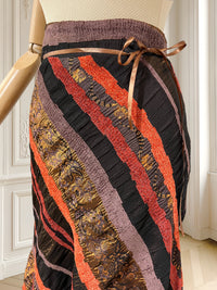 Compleu vintage din brocart potrivit pentru S/M