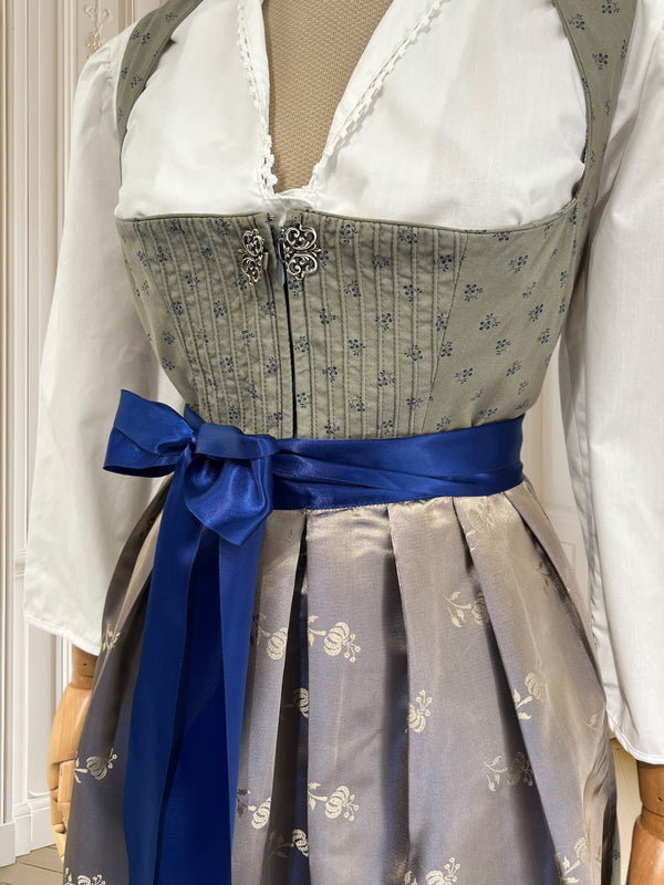 Rochie bavareză mărimea M