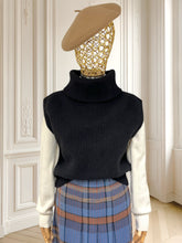 Încarcă imaginea în vizualizatorul Galerie, Maletă din amestec de lână potrivită pentru M/L
