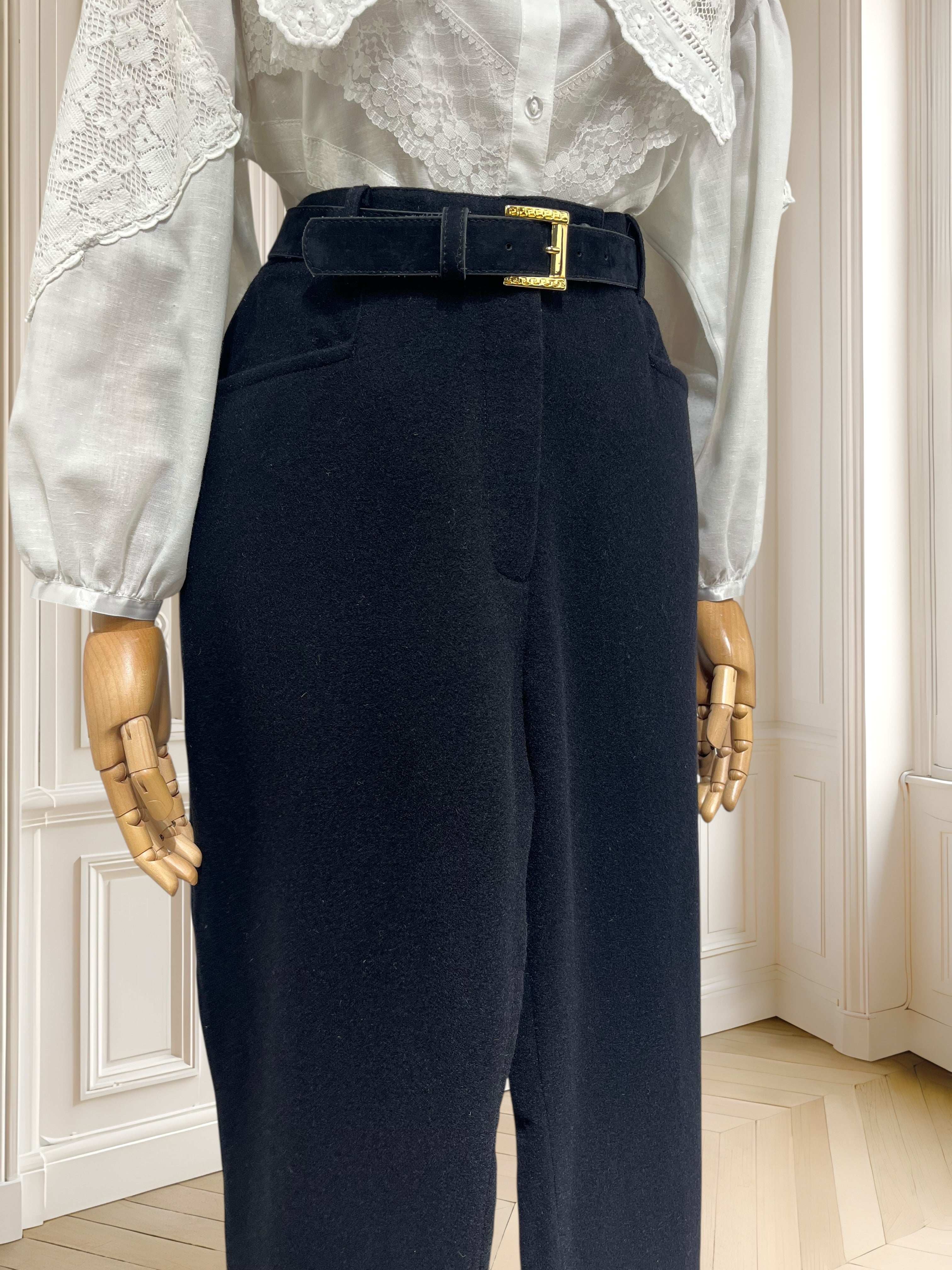 Pantaloni din lână cu croi masculin mărimea L