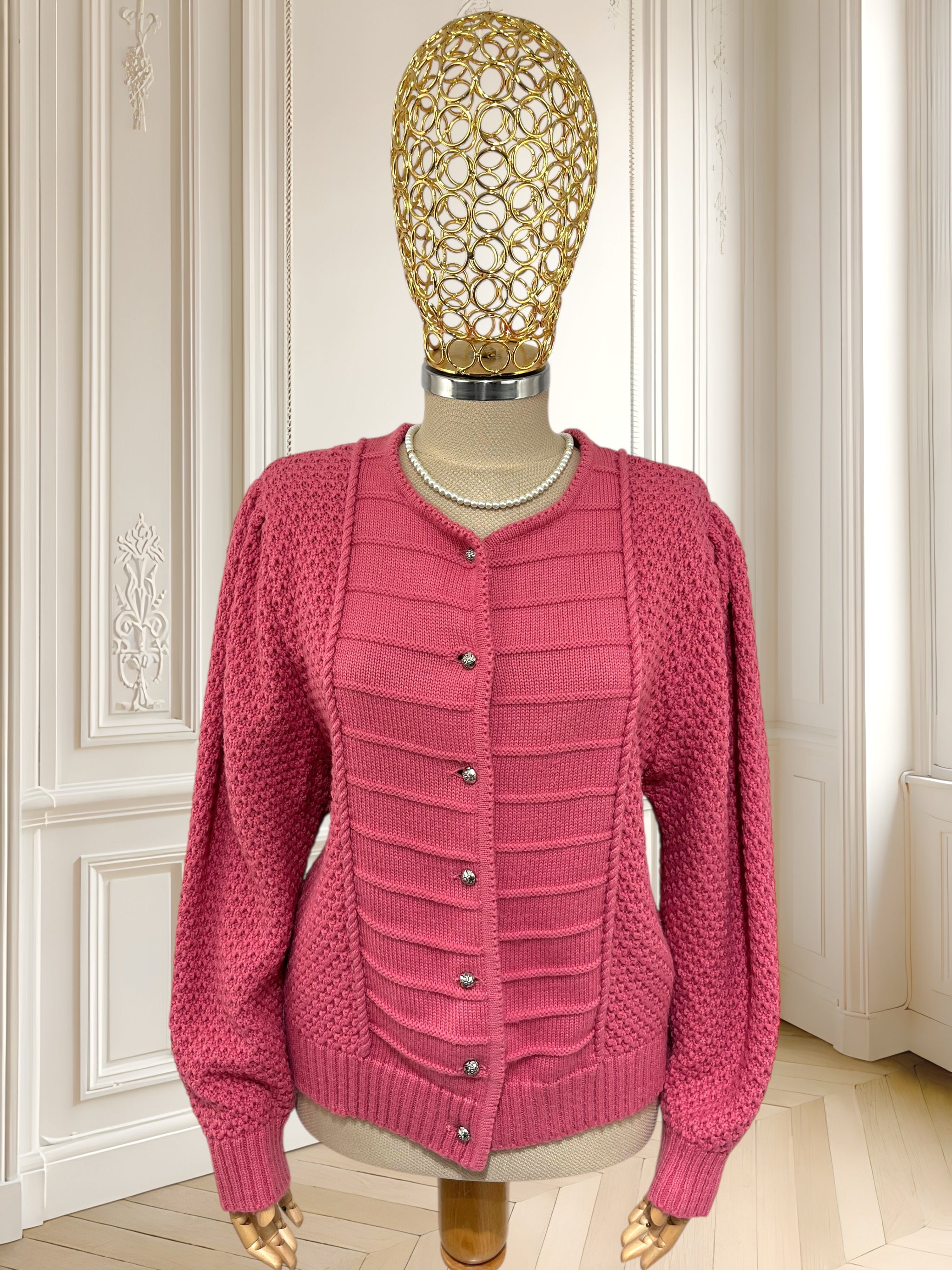 Bluze și Pulovere – vintagecollection.ro