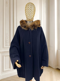 Capă din lână și cașmir cu guler din păr natural potrivită pentru L/XL