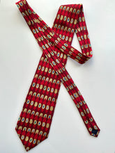 Încarcă imaginea în vizualizatorul Galerie, Cravată roșie din mătase naturală

