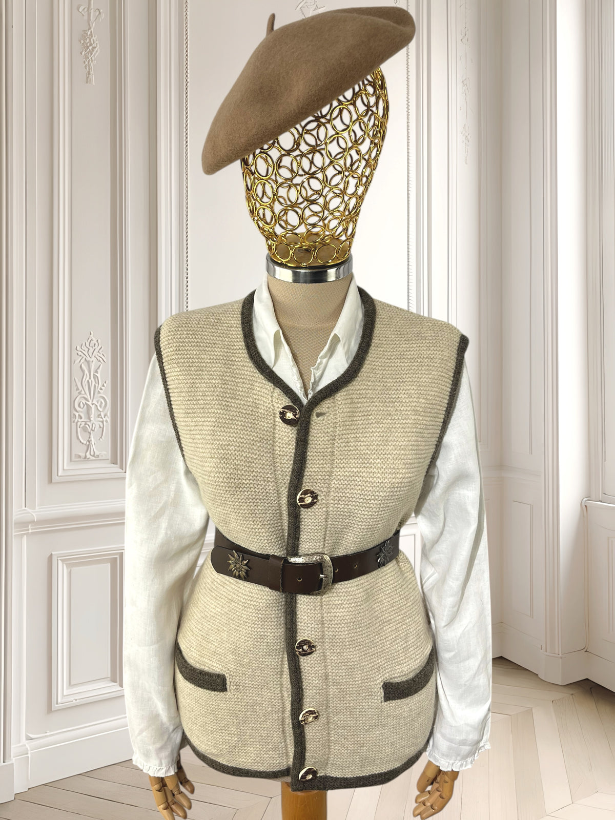 Vestă vintage din lână mărimea L