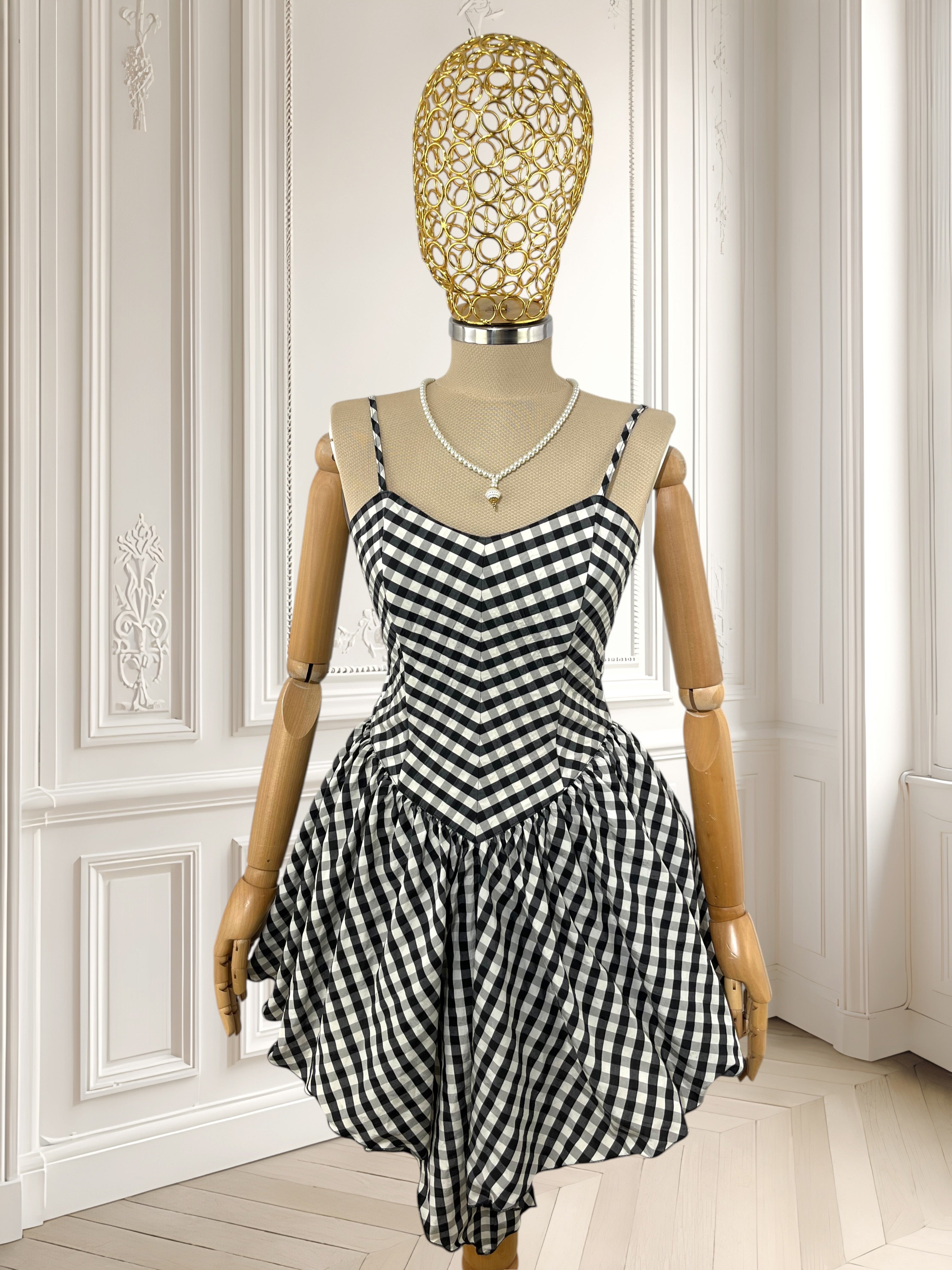 Rochie vintage lucrată manual mărimea S