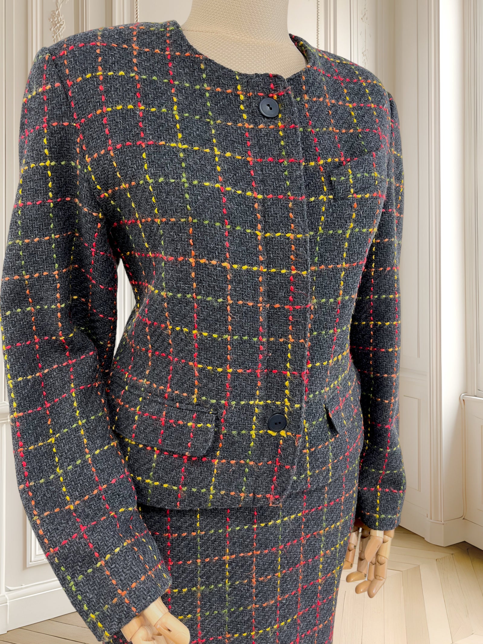Costum din tweed de lână mărimea S